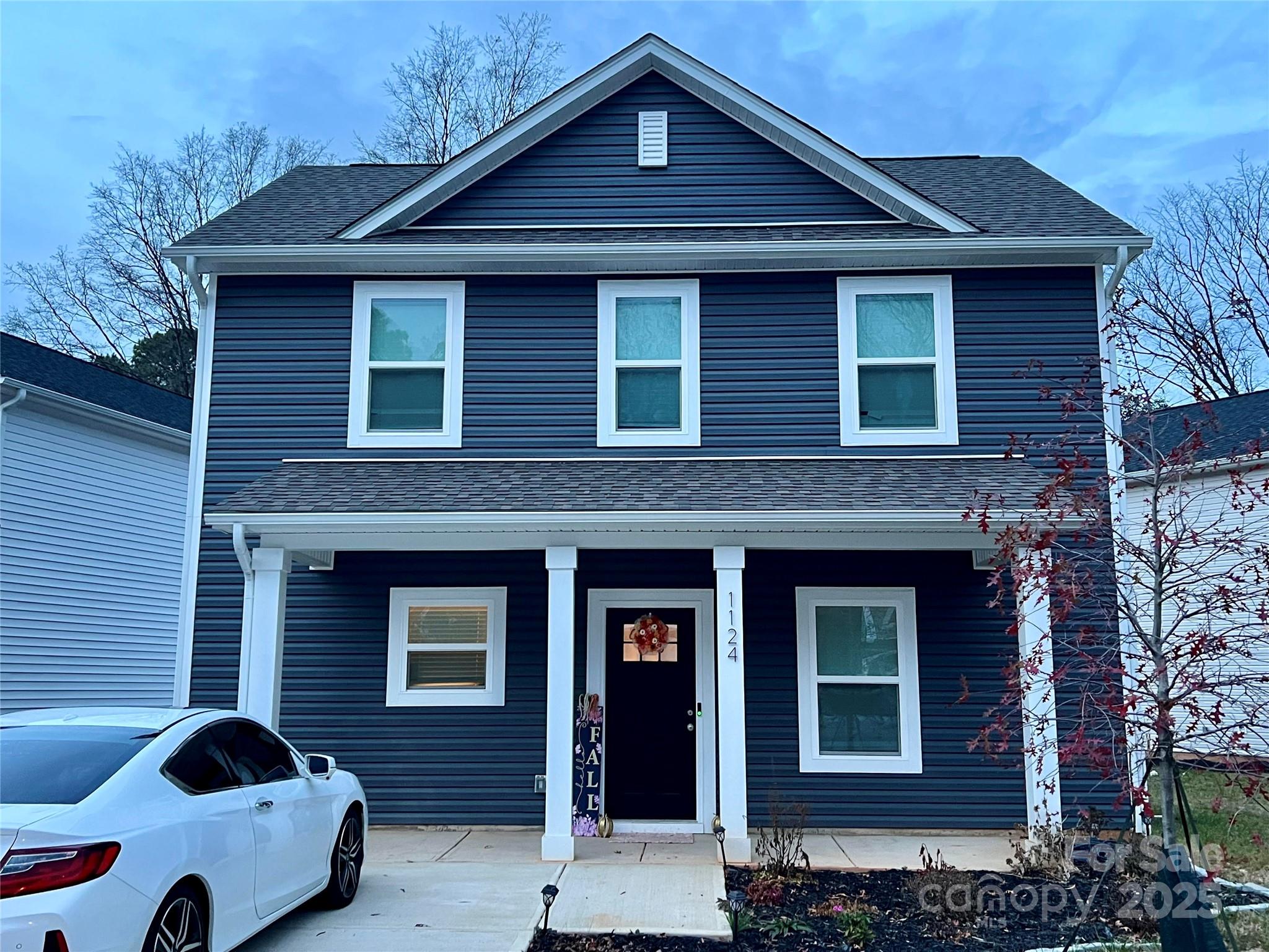 1124 Thayer Glen Court, Charlotte NC 28213