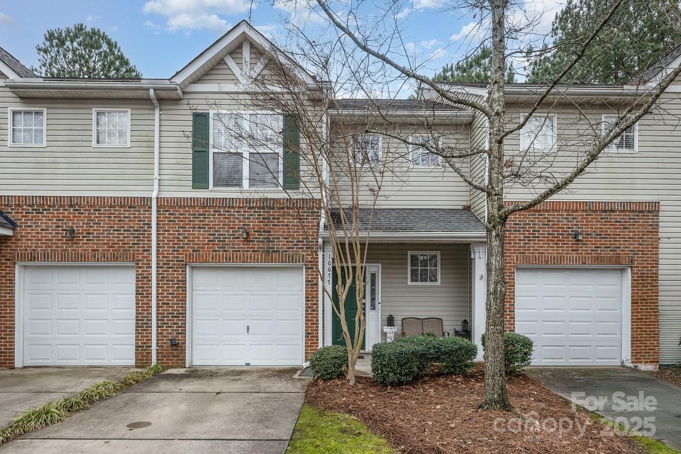 16677 Commons Creek Drive, Charlotte NC 28277