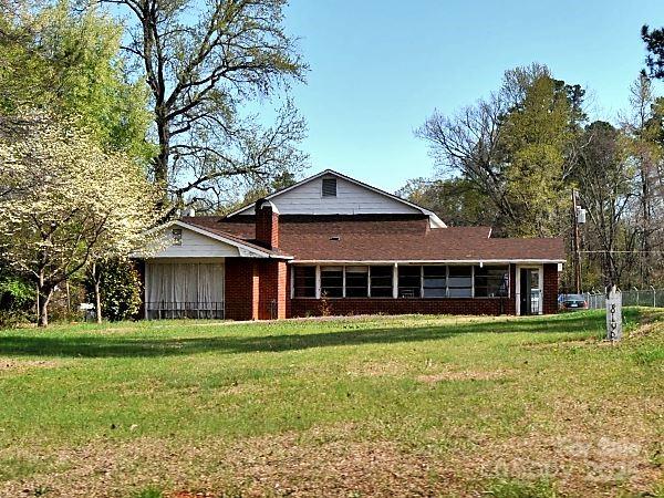 8106 Mount Holly Road, Charlotte NC 28214