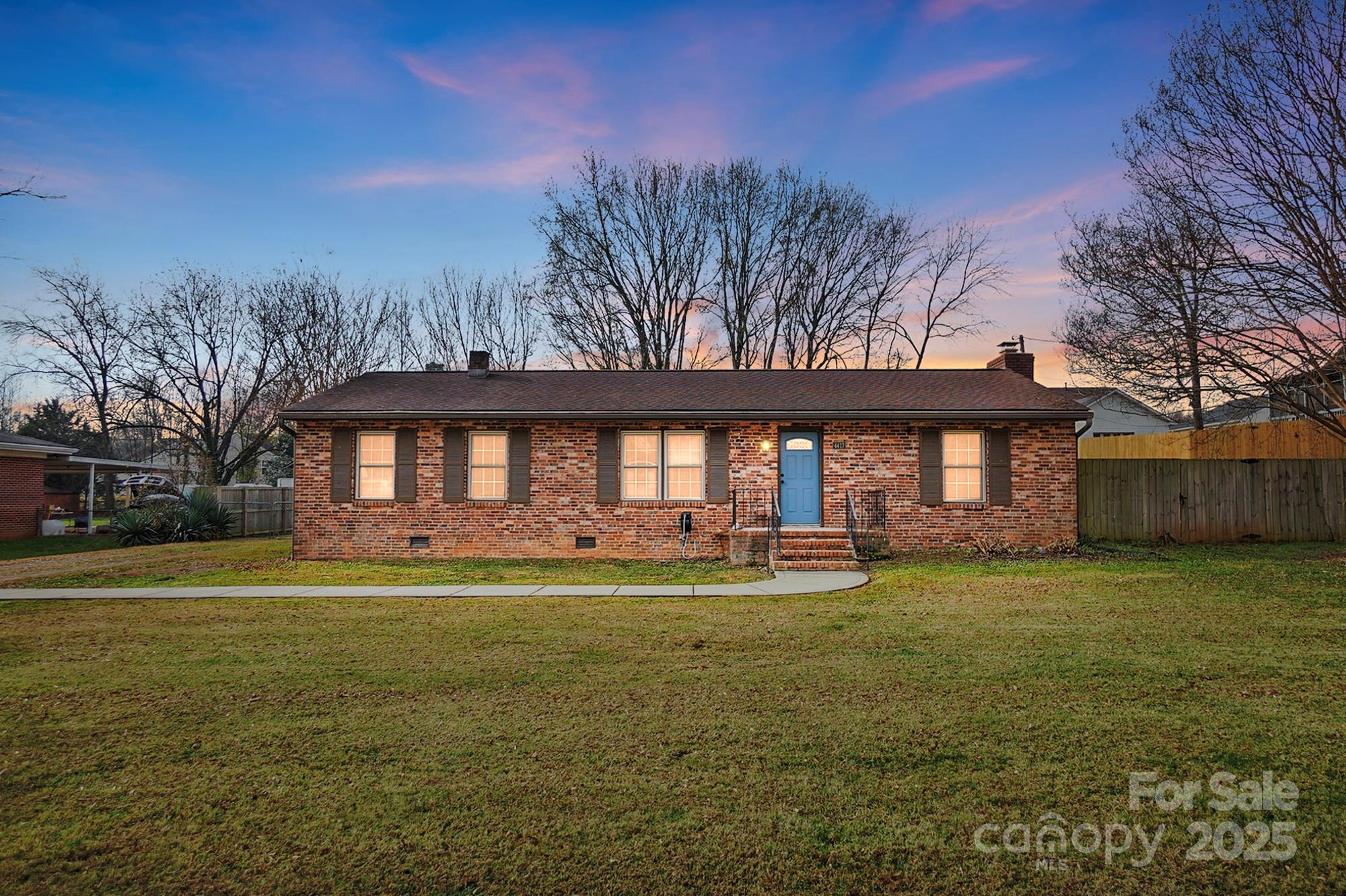 4417 Oak Drive, Charlotte NC 28269