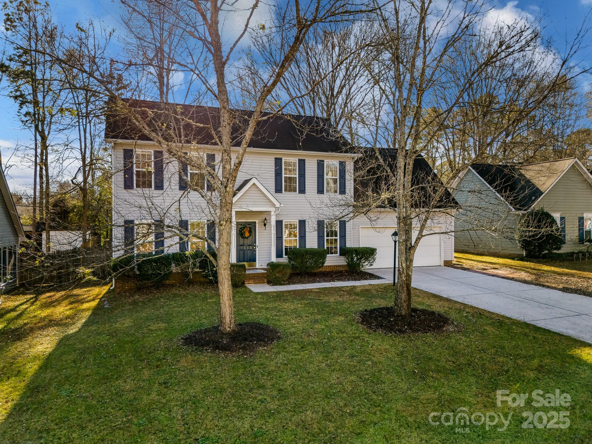 7515 Crestside Lane, Charlotte NC 28227