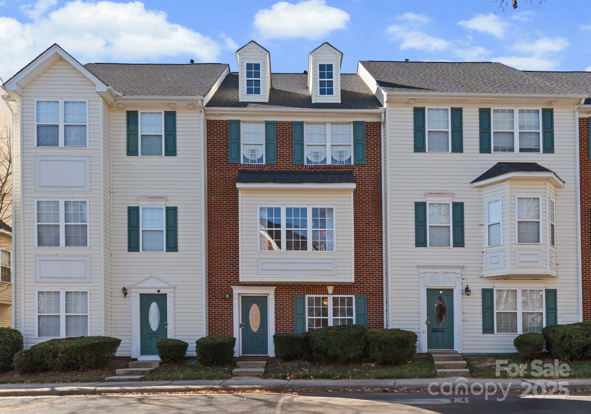 9930 Treeside Lane, Matthews NC 28105