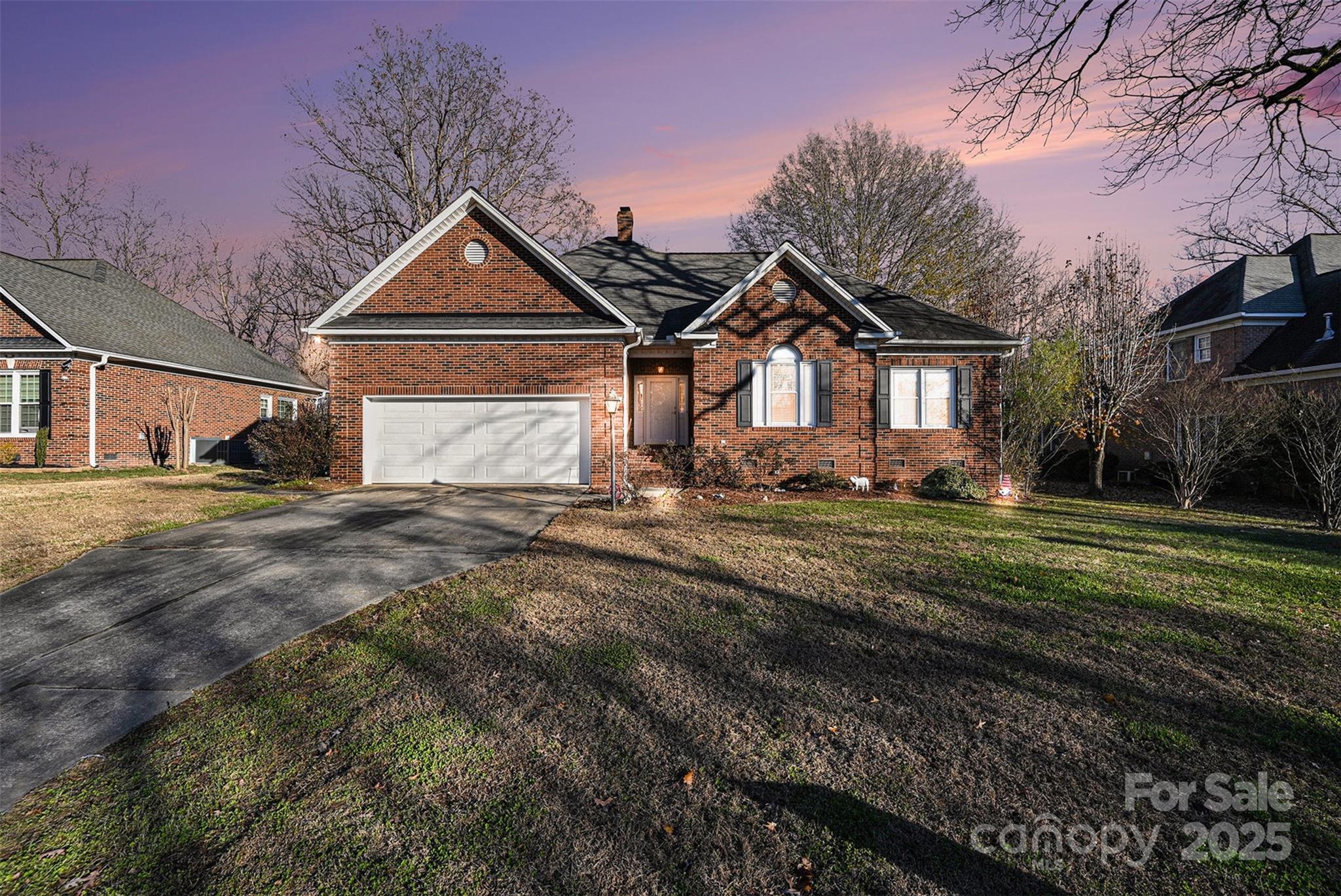 1915 Millbrook Lane, Matthews NC 28104