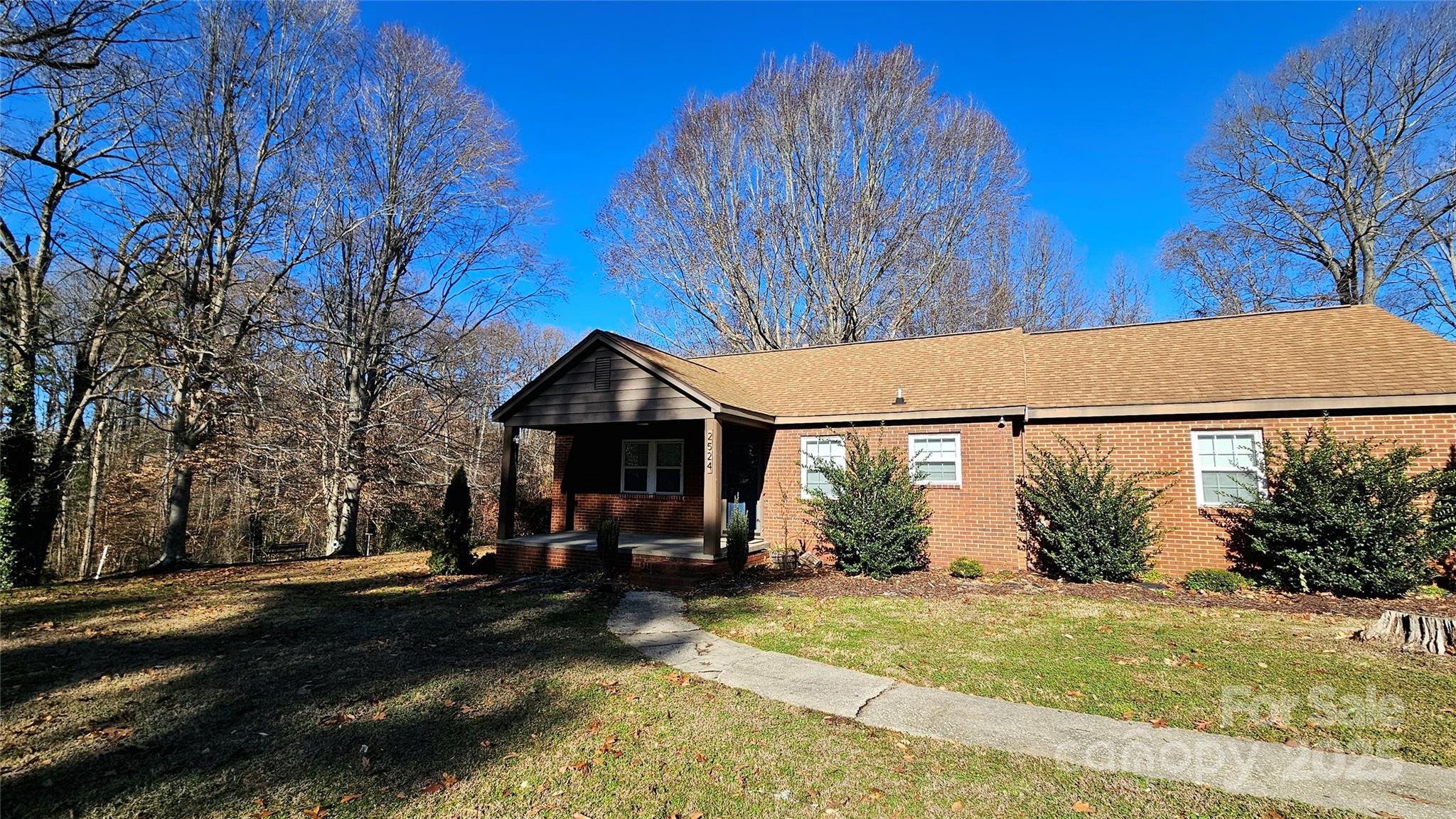 2524 Pickway Drive, Charlotte NC 28269