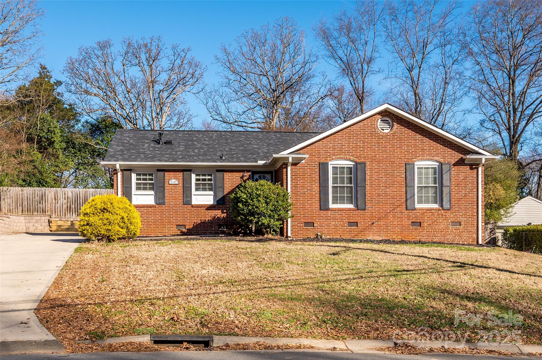 7117 Woodstream Drive, Charlotte NC 28210