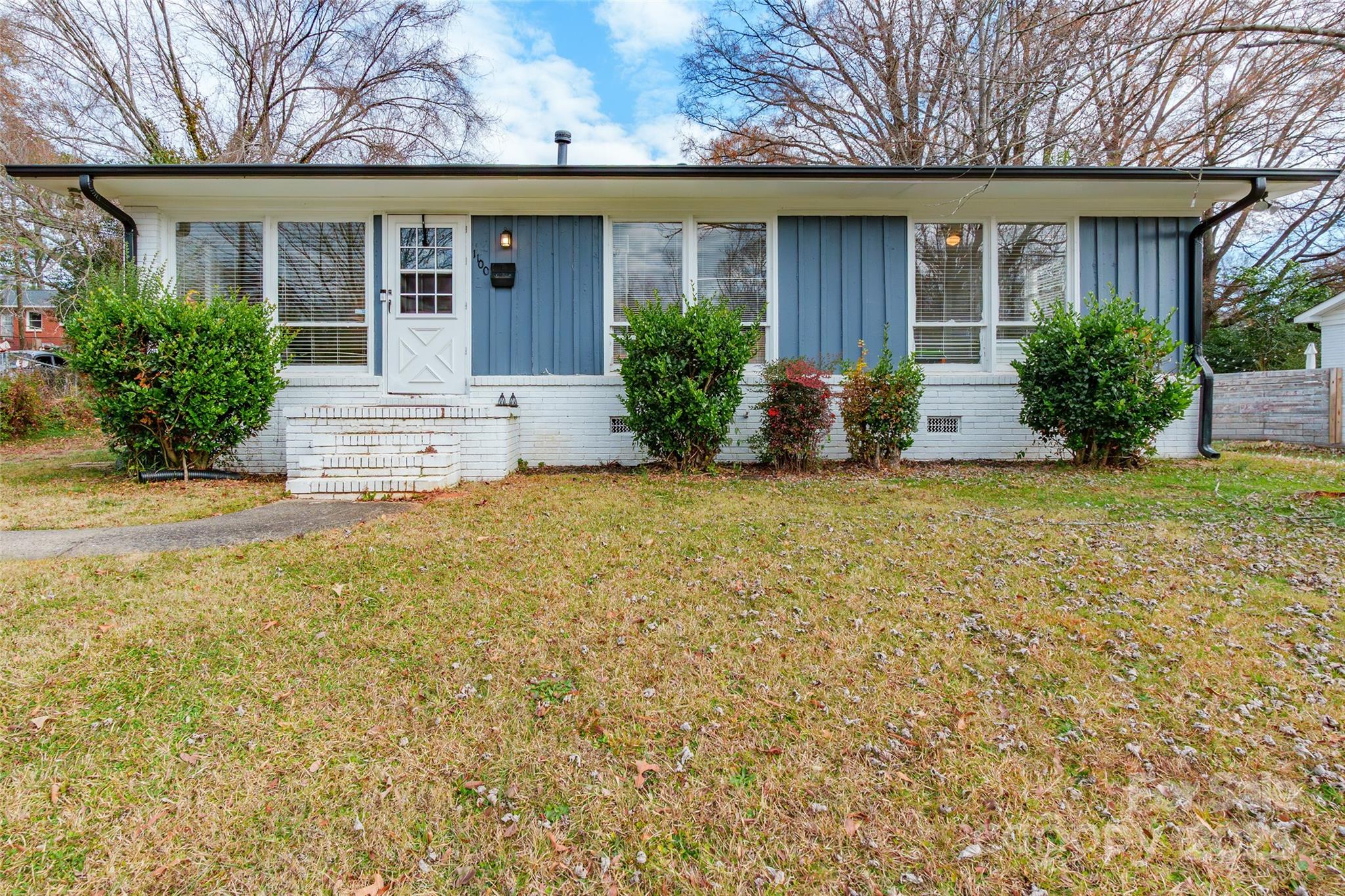 1100 Rollingwood Drive, Charlotte NC 28217