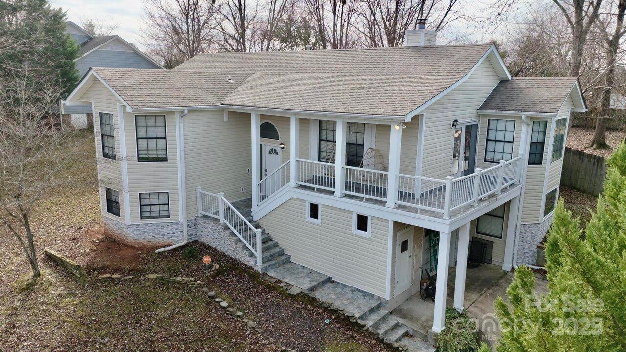 2815 Bustlehead Court, Charlotte NC 28262