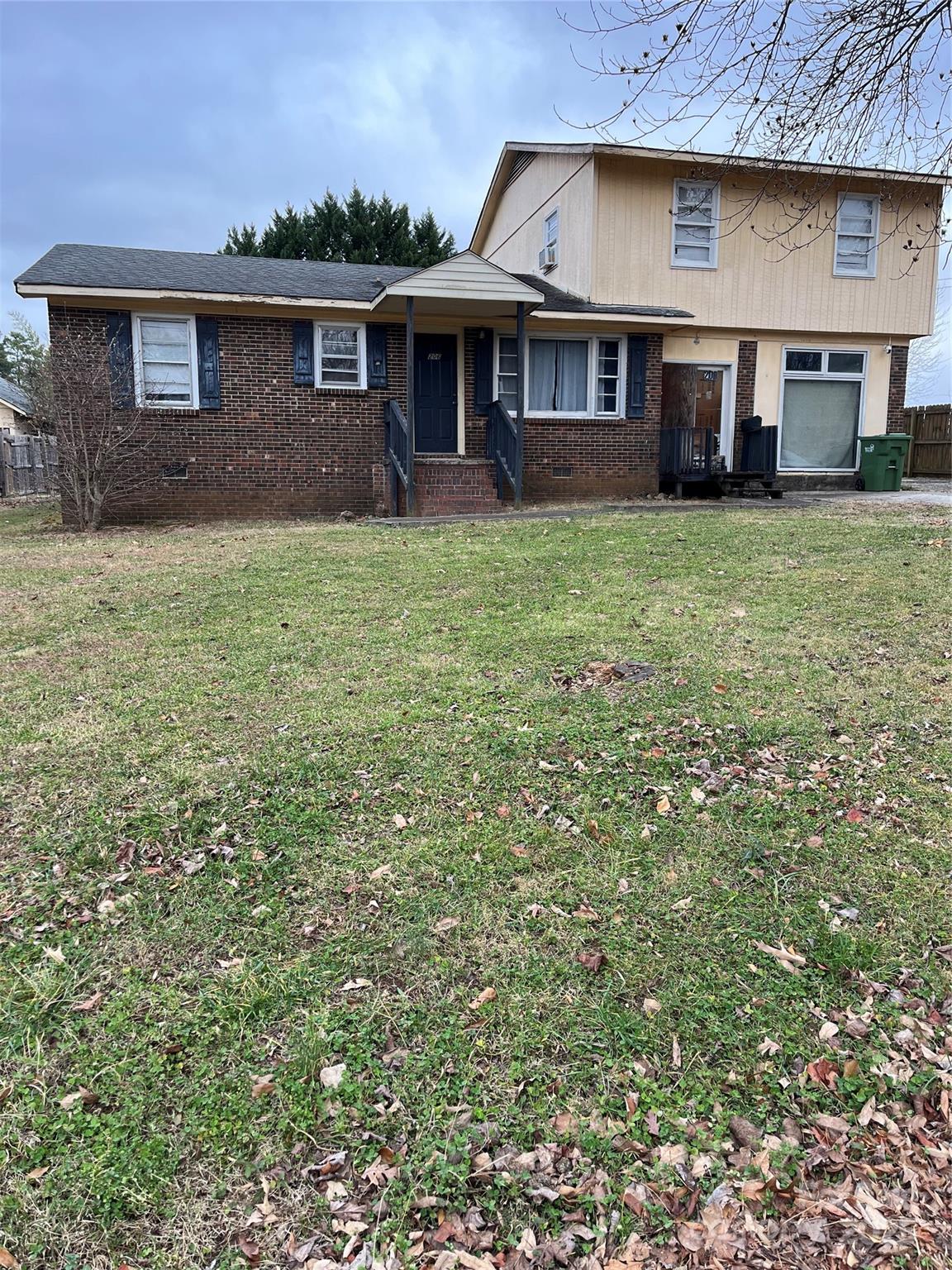 206 E Catawba Drive, Mount Holly NC 28120