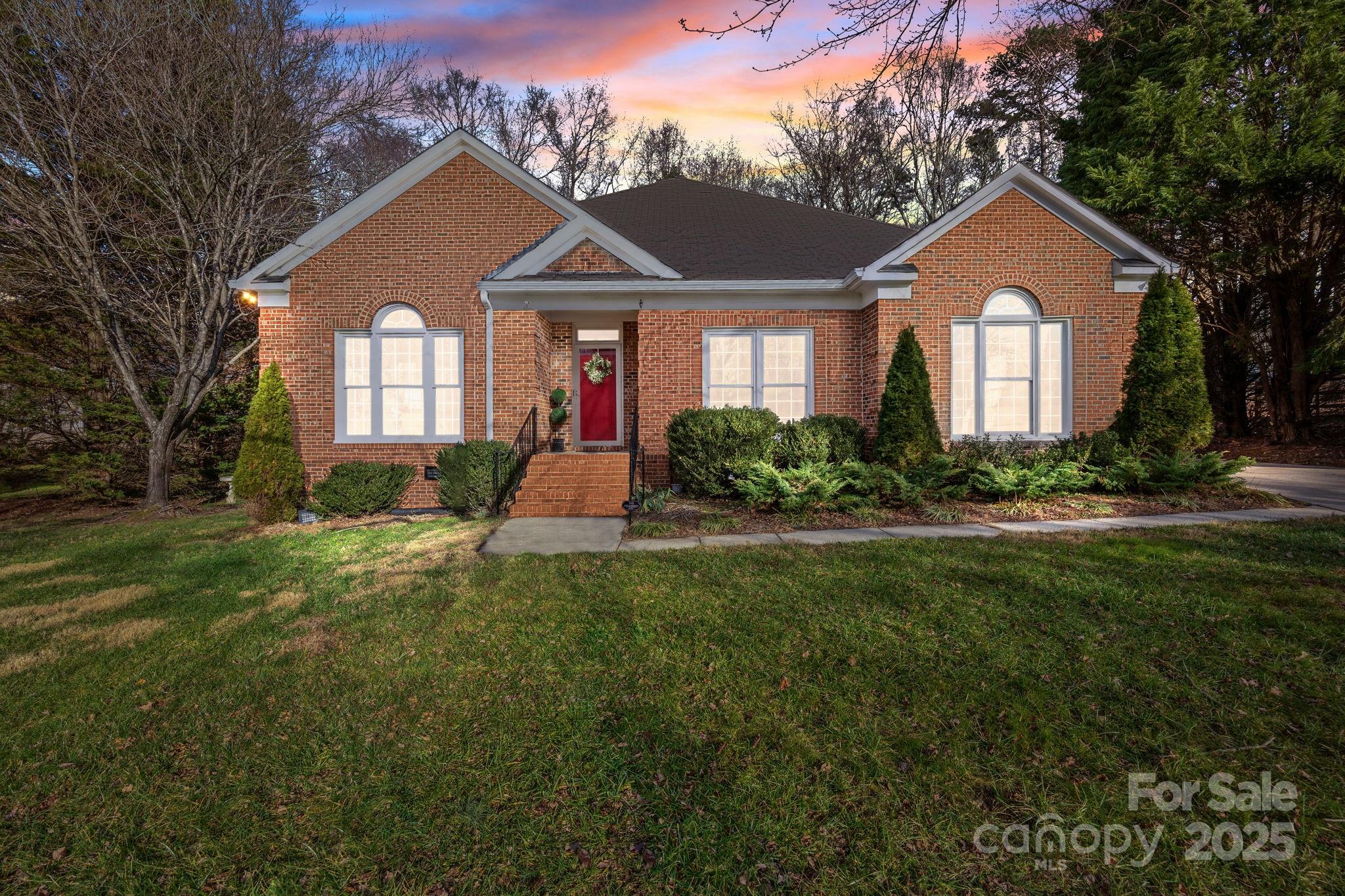 10012 Lattice Court, Charlotte NC 28269