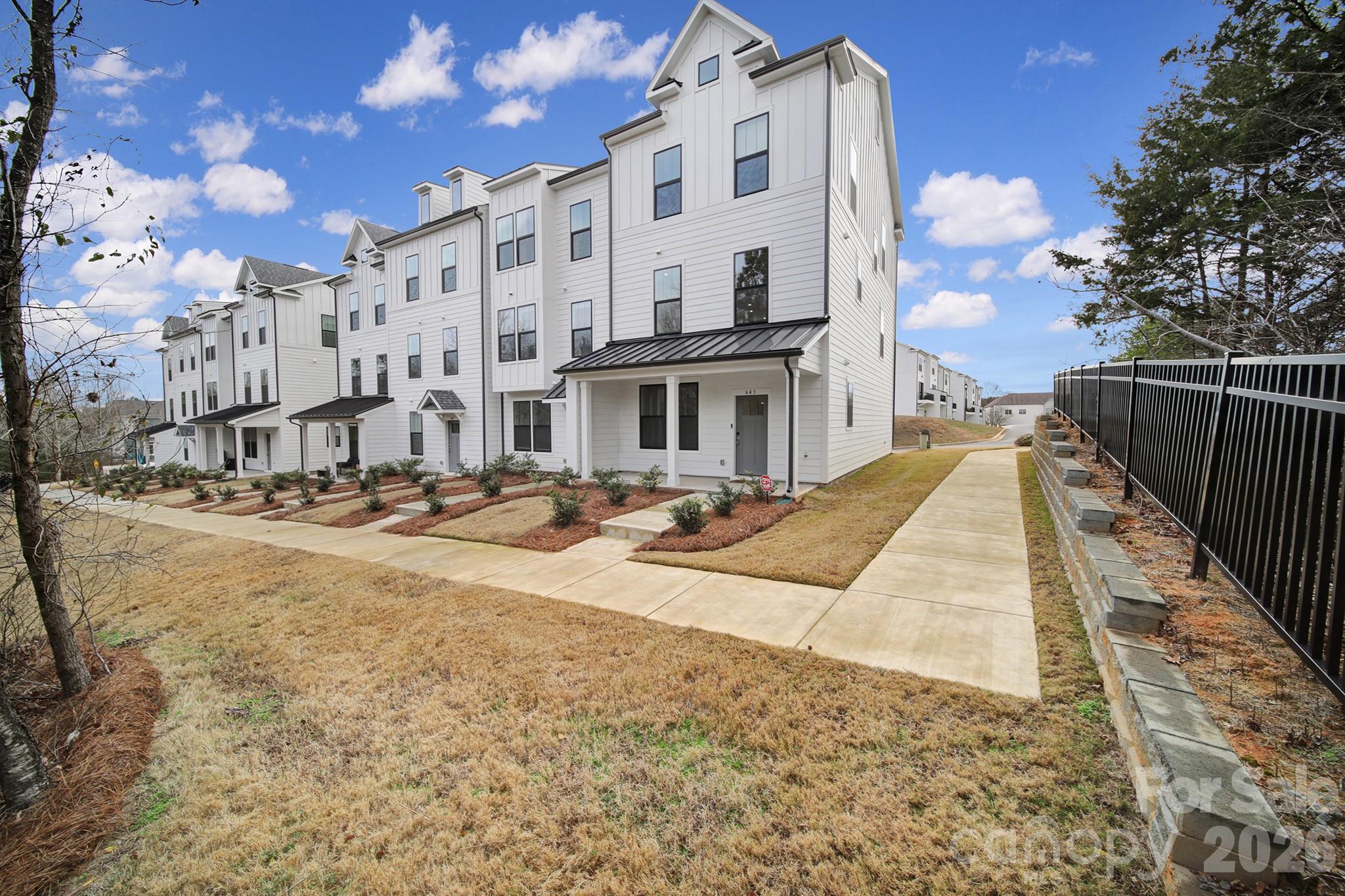 643 District Court, Fort Mill SC 29708