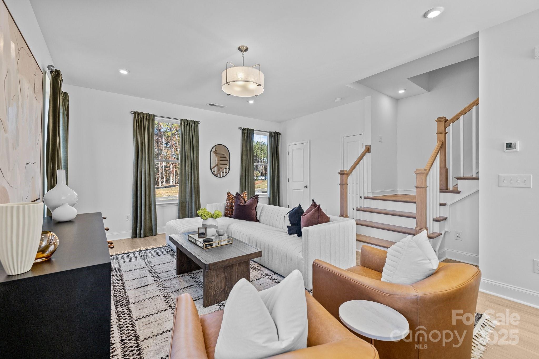 15366 Ballancroft Parkway, Charlotte NC 28277