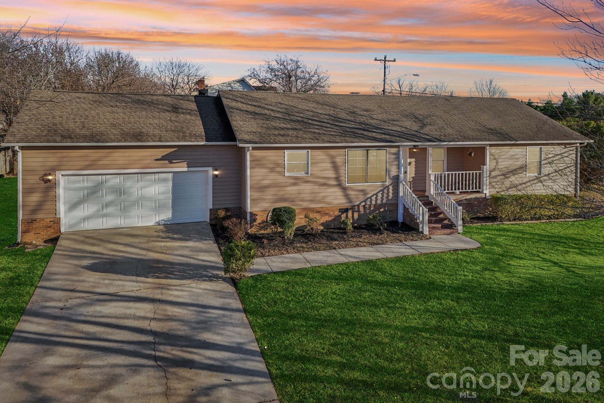 11000 Mallard Crossing Drive, Charlotte NC 28262