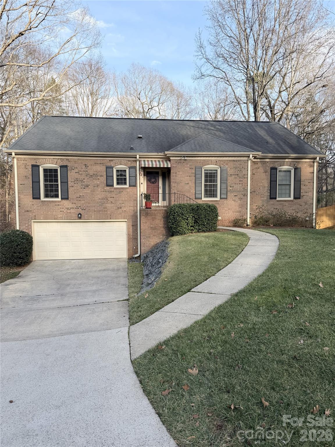 734 Charter Place, Charlotte NC 28211