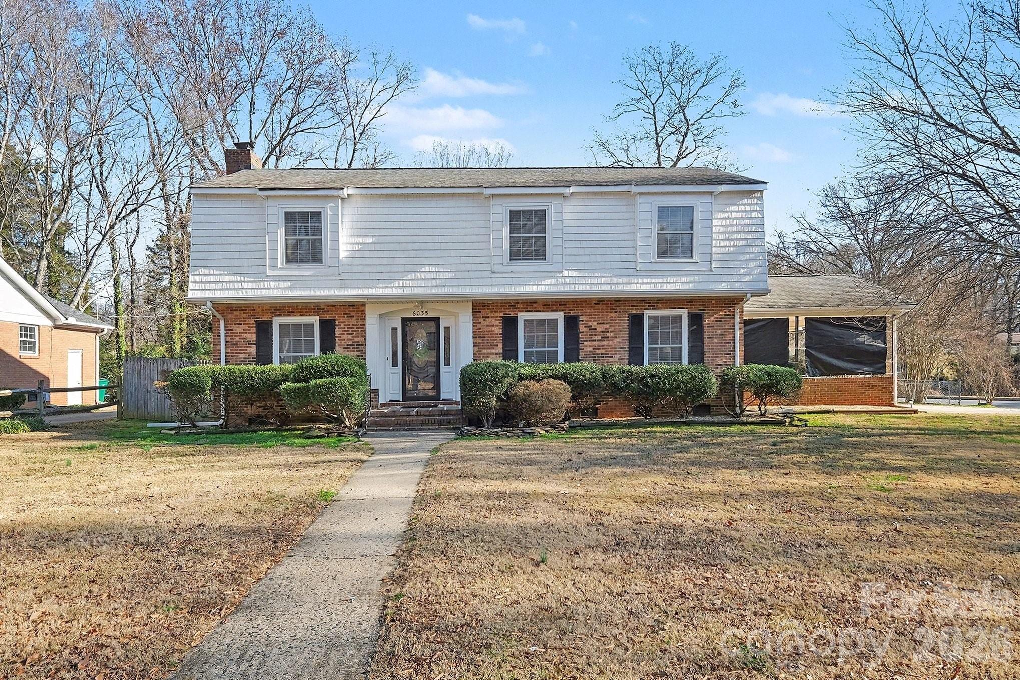 6035 Idlebrook Drive, Charlotte NC 28212