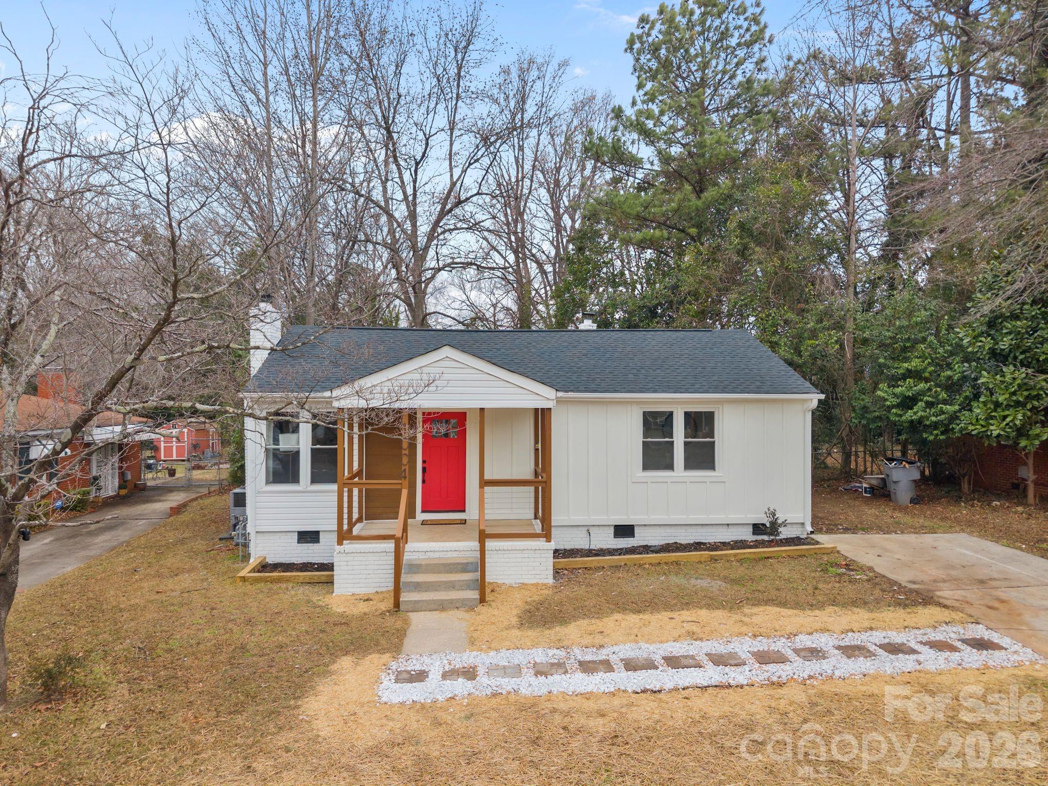 1004 Druid Circle, Charlotte NC 28206