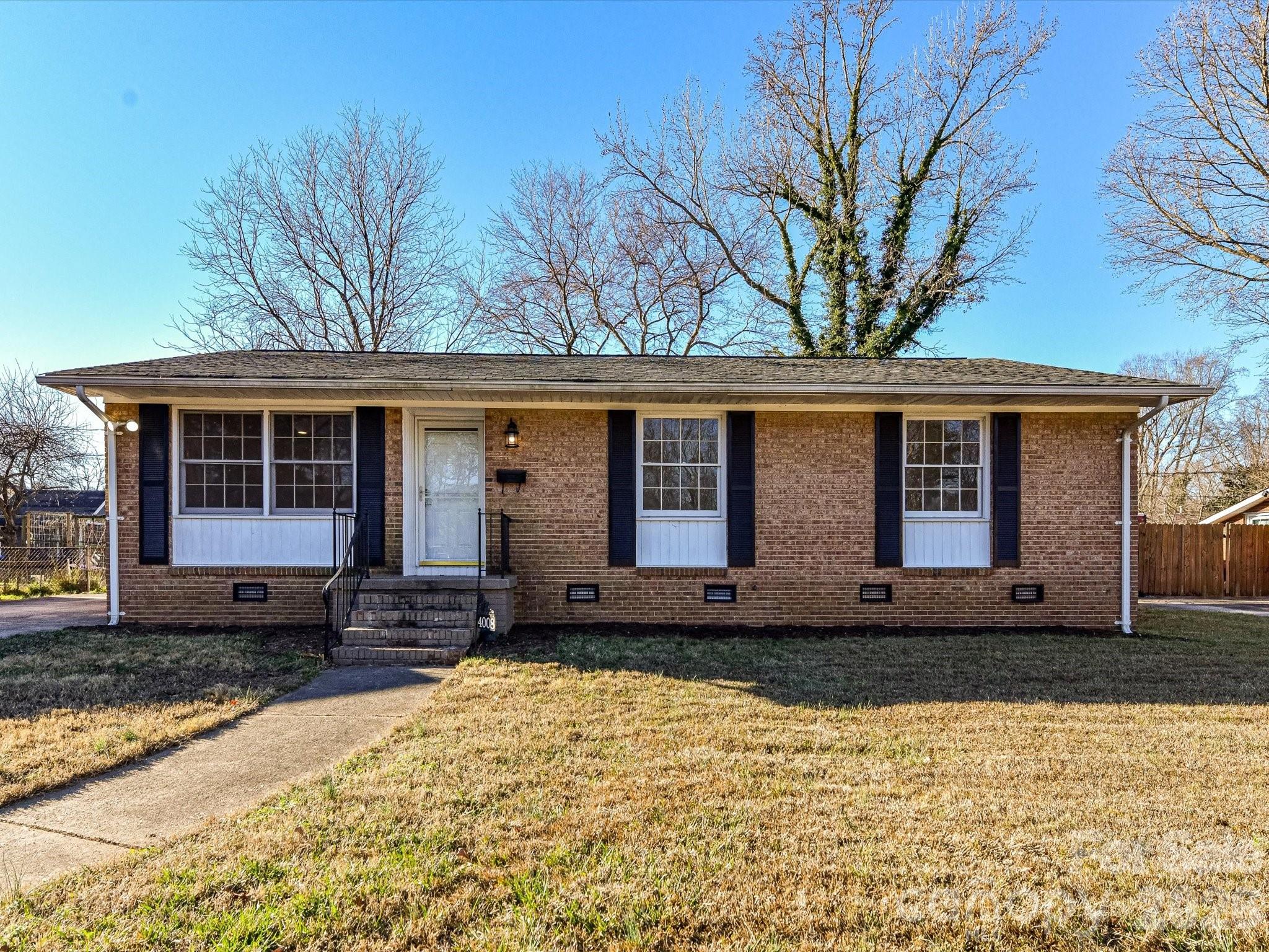 4008 Dunwoody Drive, Charlotte NC 28215