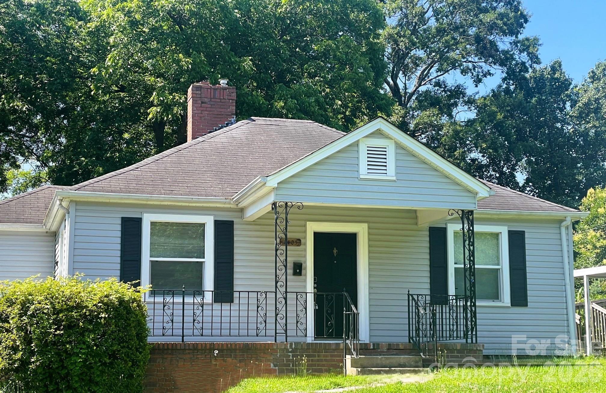 2405 Greenland Avenue, Charlotte NC 28208