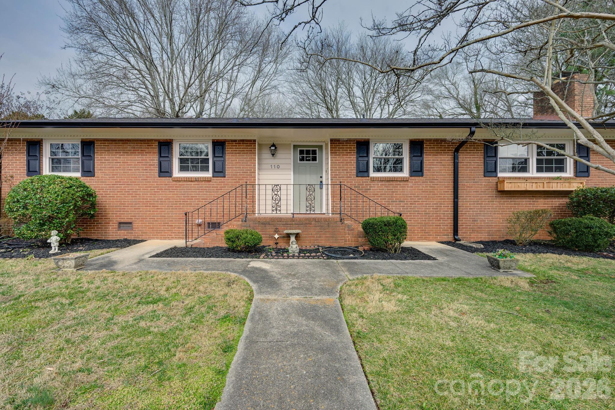110 Scottsmoor Drive, Charlotte NC 28214