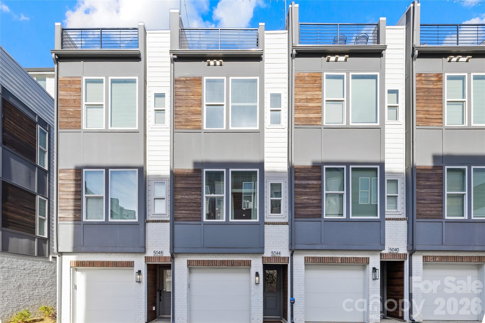 5044 York Park Lane, Charlotte NC 28217