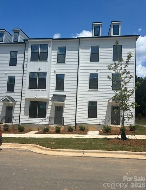 3029 Rozzelles Ferry Road, Charlotte NC 28208