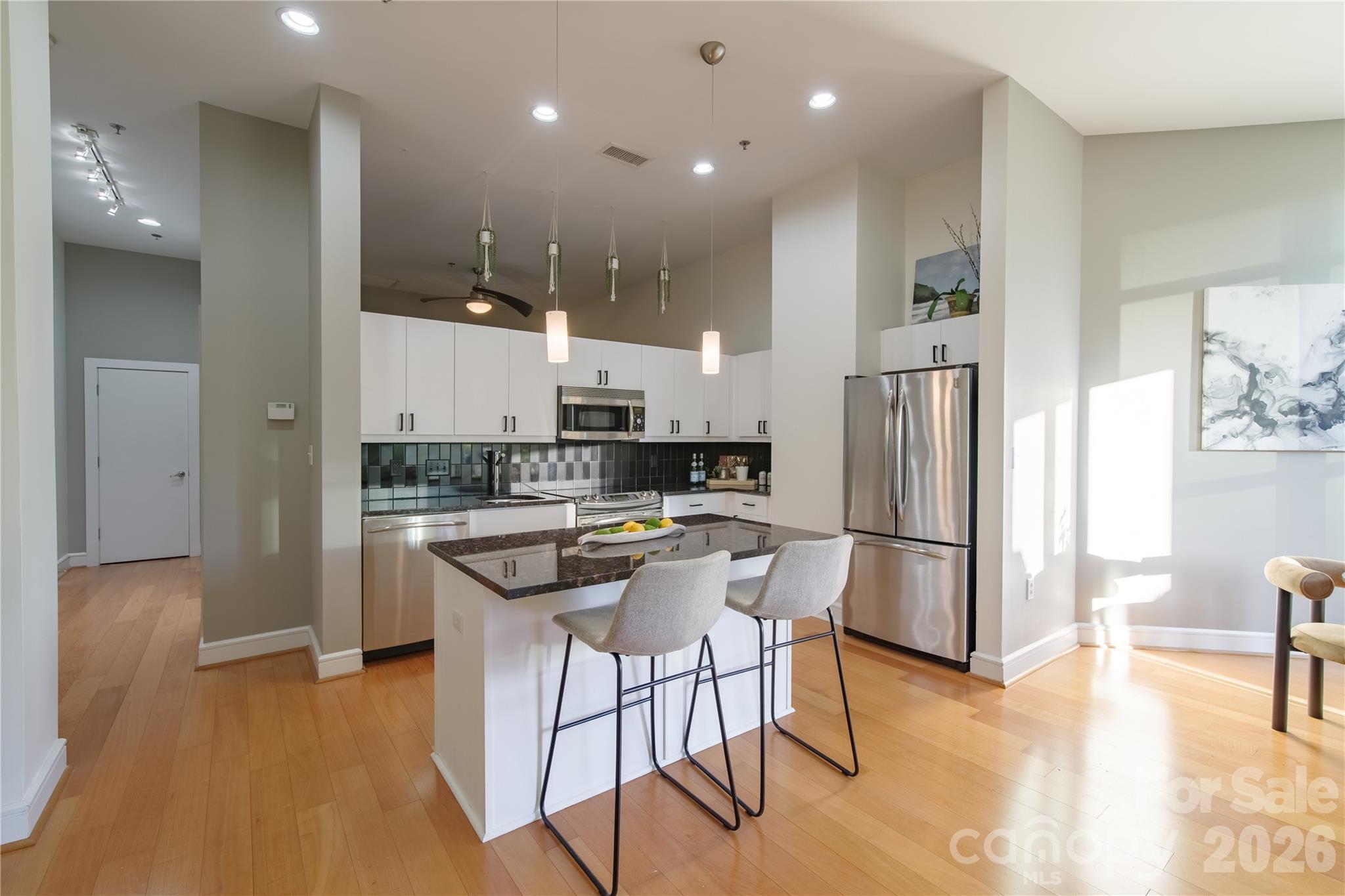 333 W Trade Street Unit 708, Charlotte NC 28202