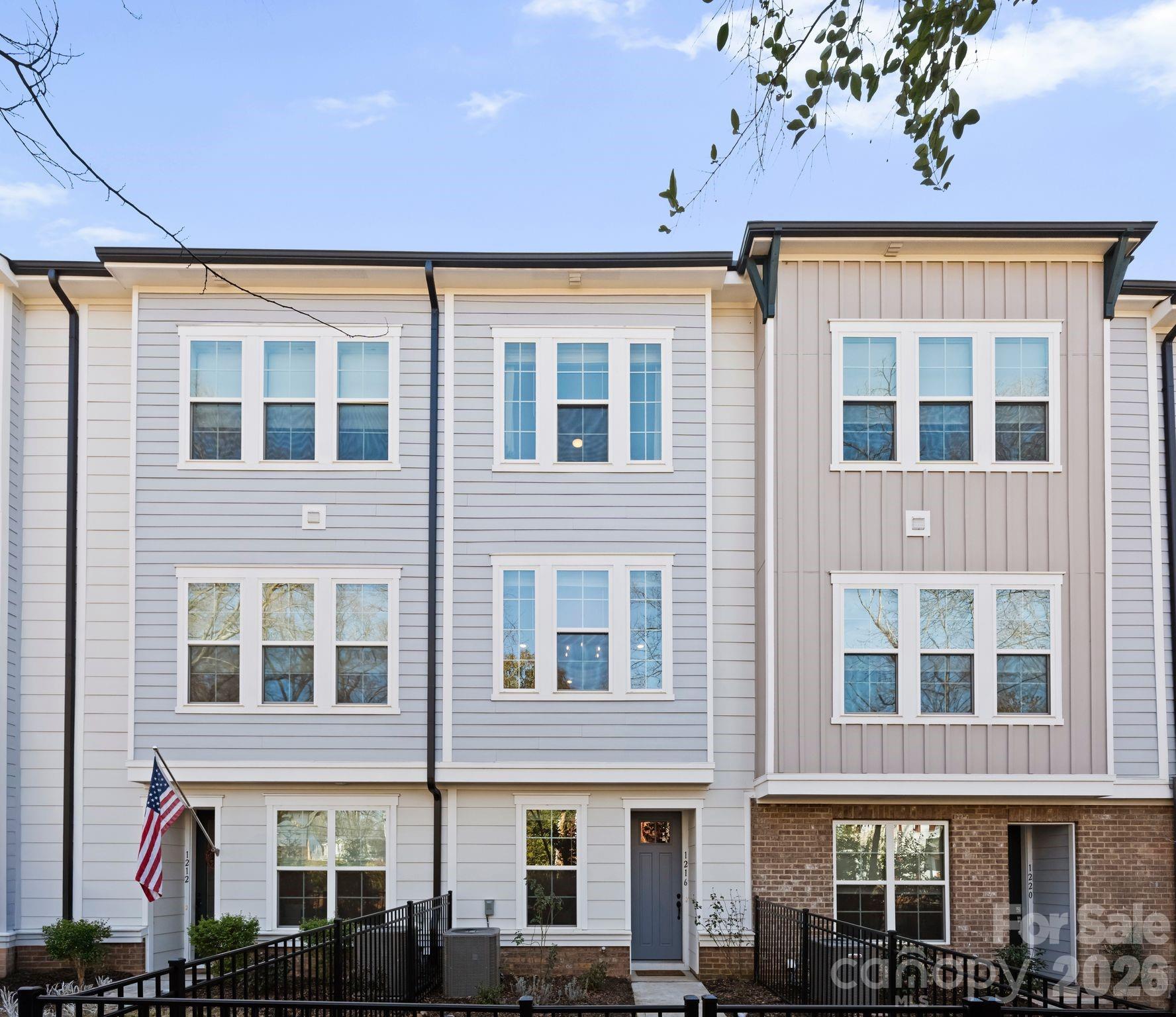 1216 Craig View Way, Charlotte NC 28211