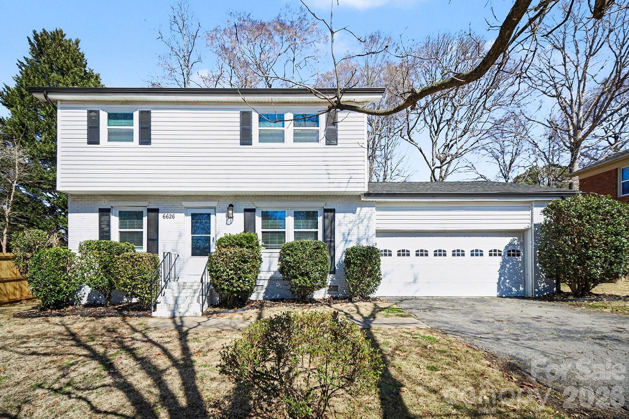 6626 Glenmoor Drive, Charlotte NC 28214