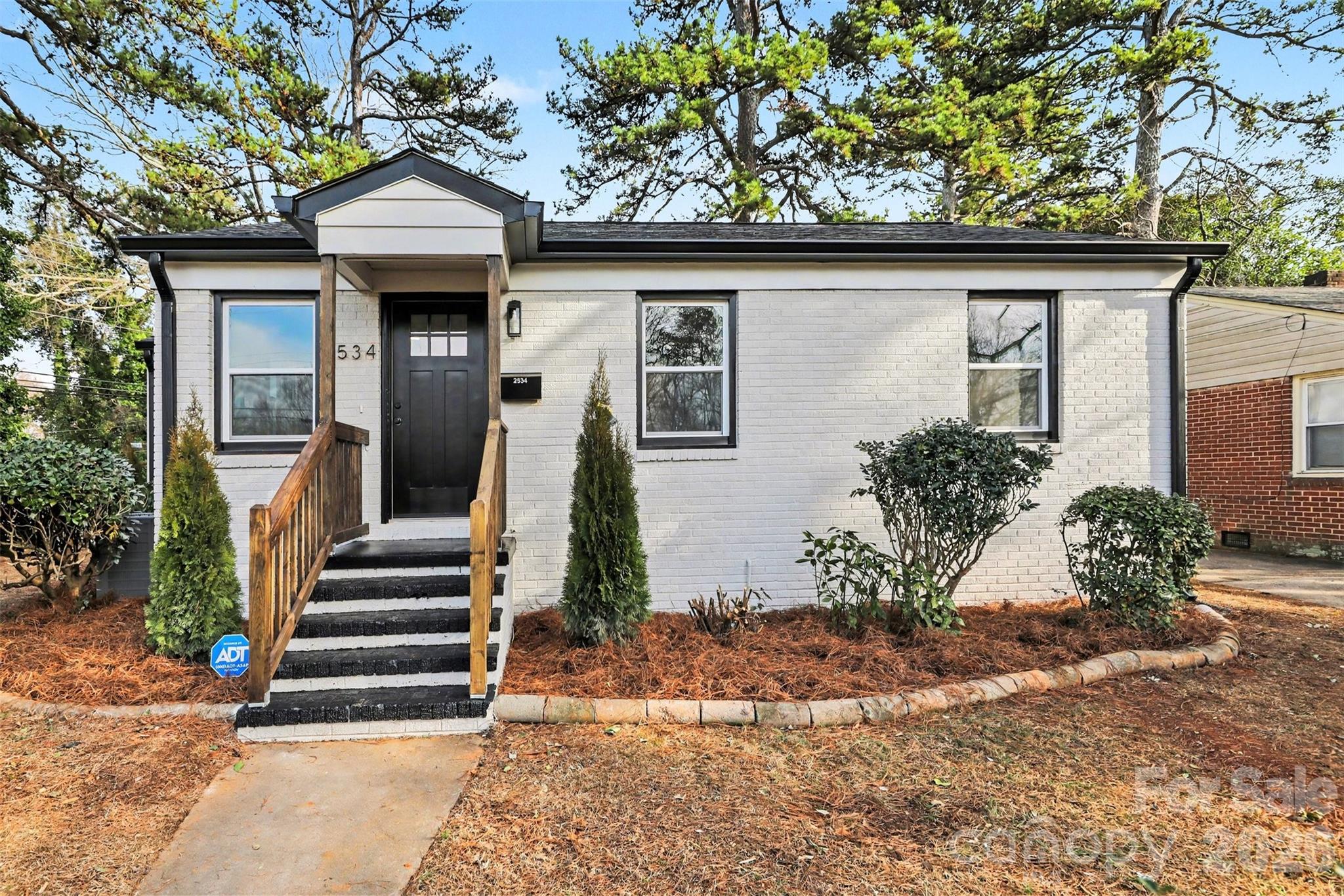 2534 Druid Hills Way, Charlotte NC 28206