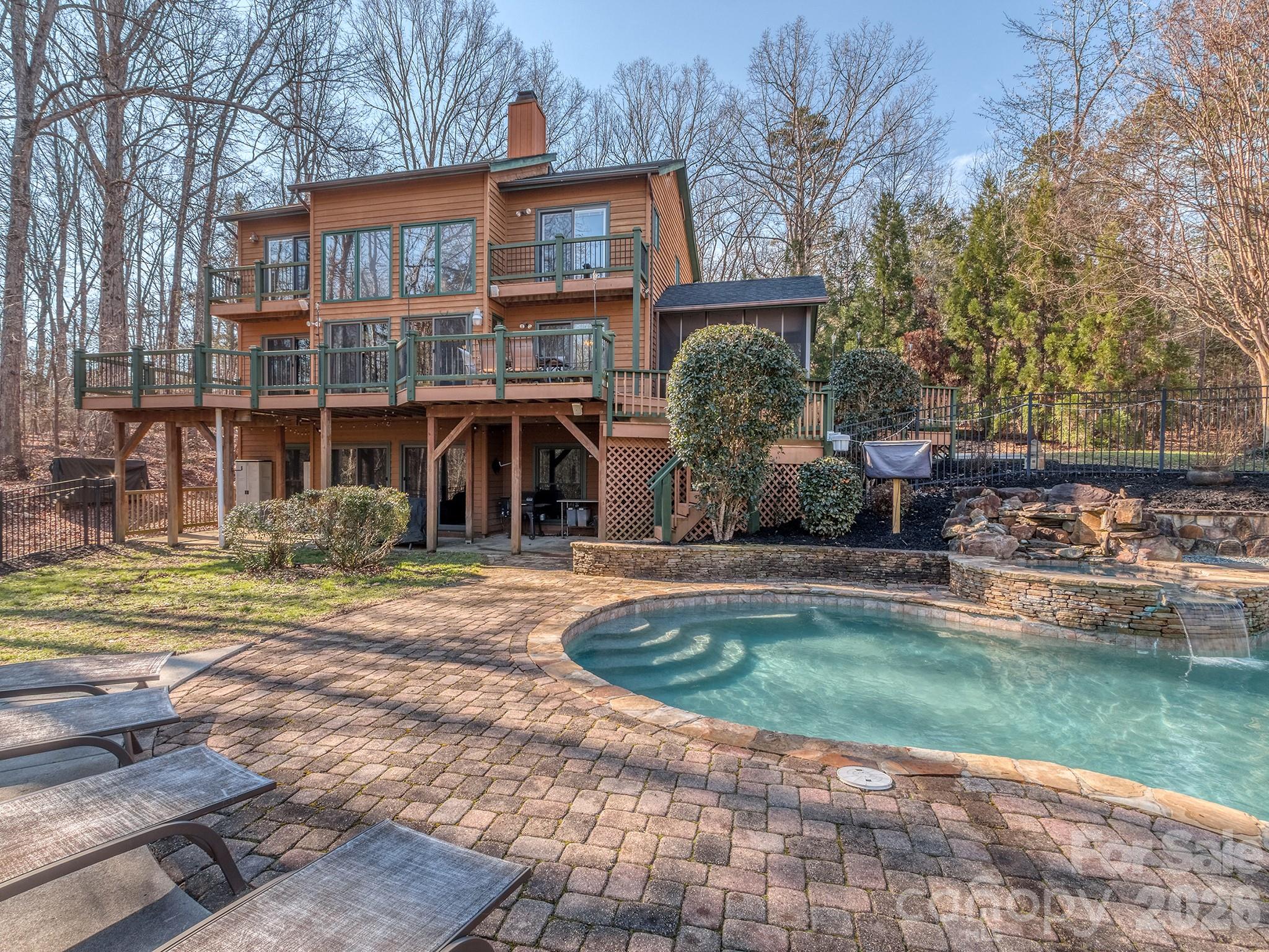 8723 Crestview Drive, Waxhaw NC 28173