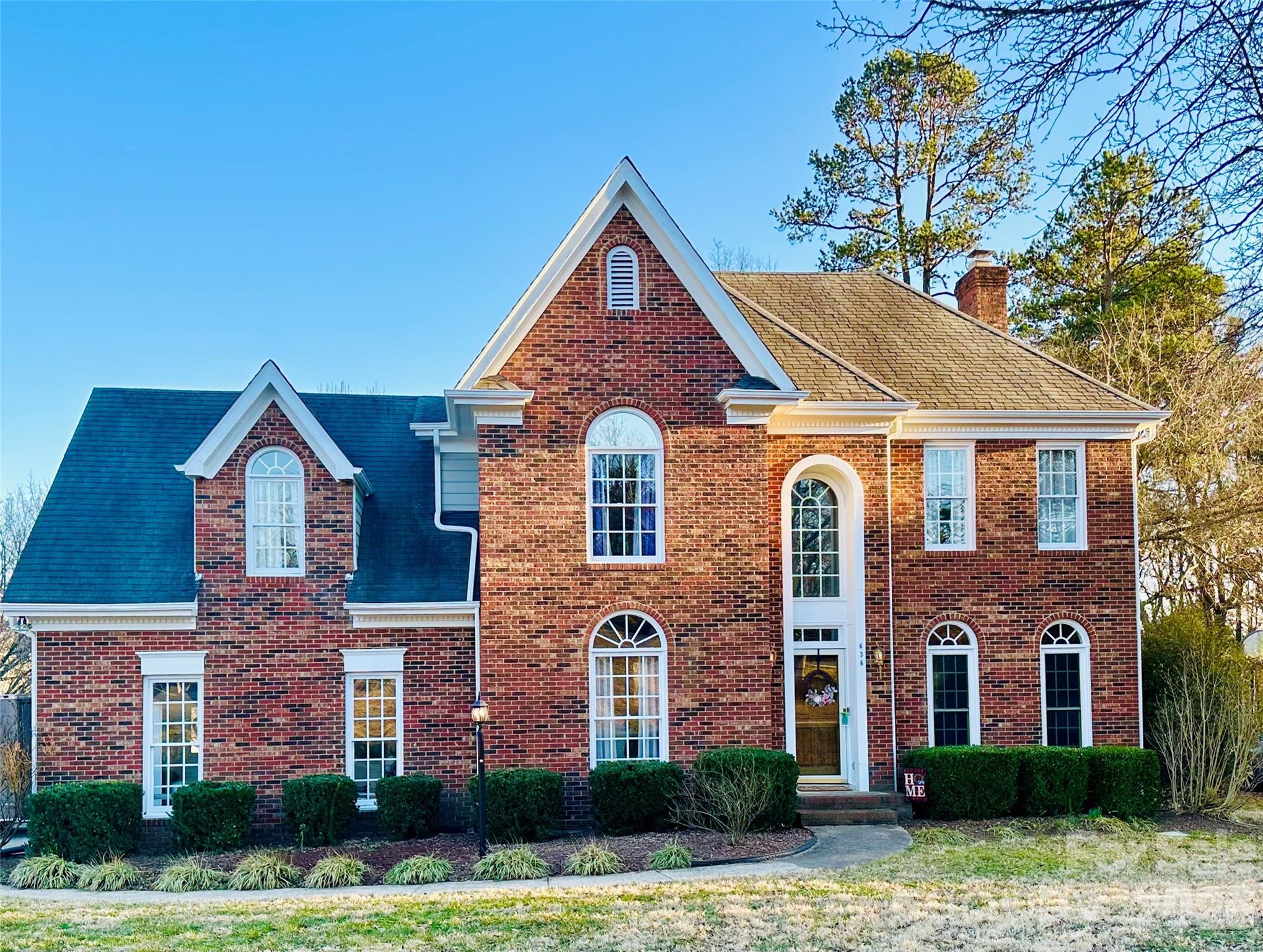 636 Sentinel Oak Lane, Charlotte NC 28214