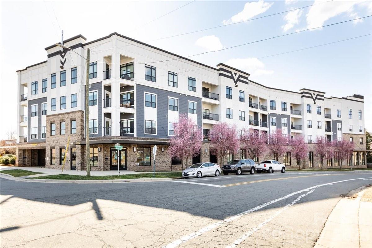 3630 N Davidson Street, Charlotte NC 28205