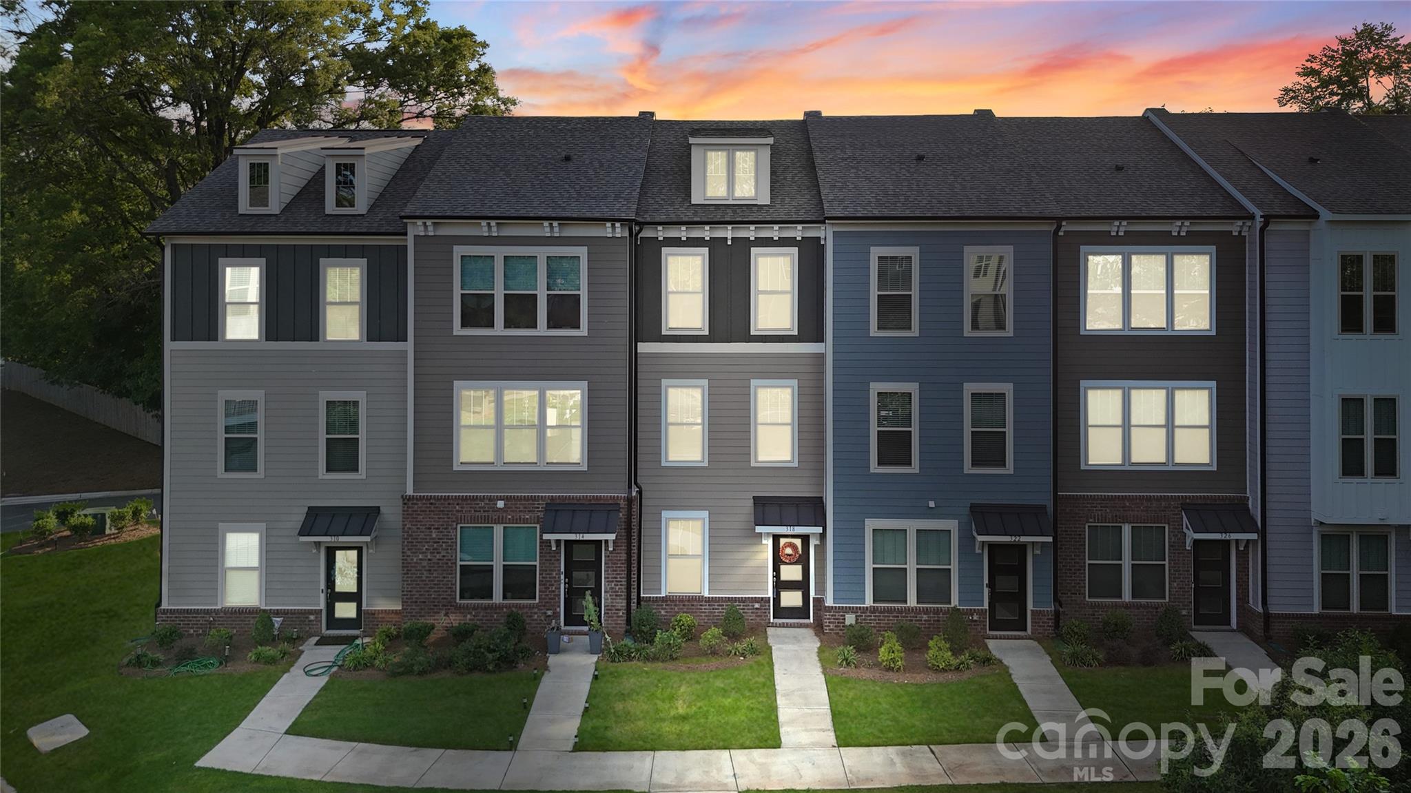 318 Simeon Drive, Charlotte NC 28208