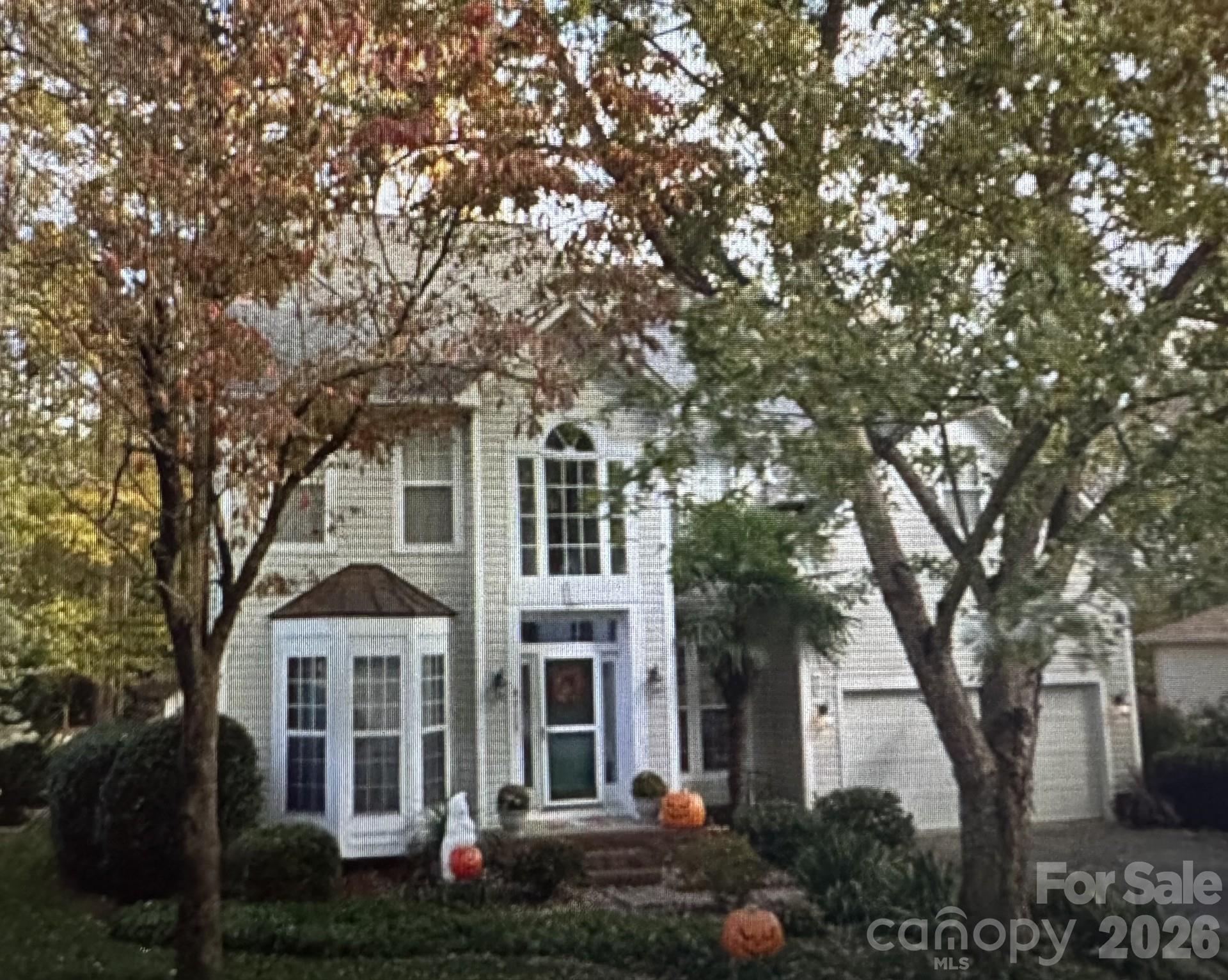 8725 Londonshire Drive, Charlotte NC 28216