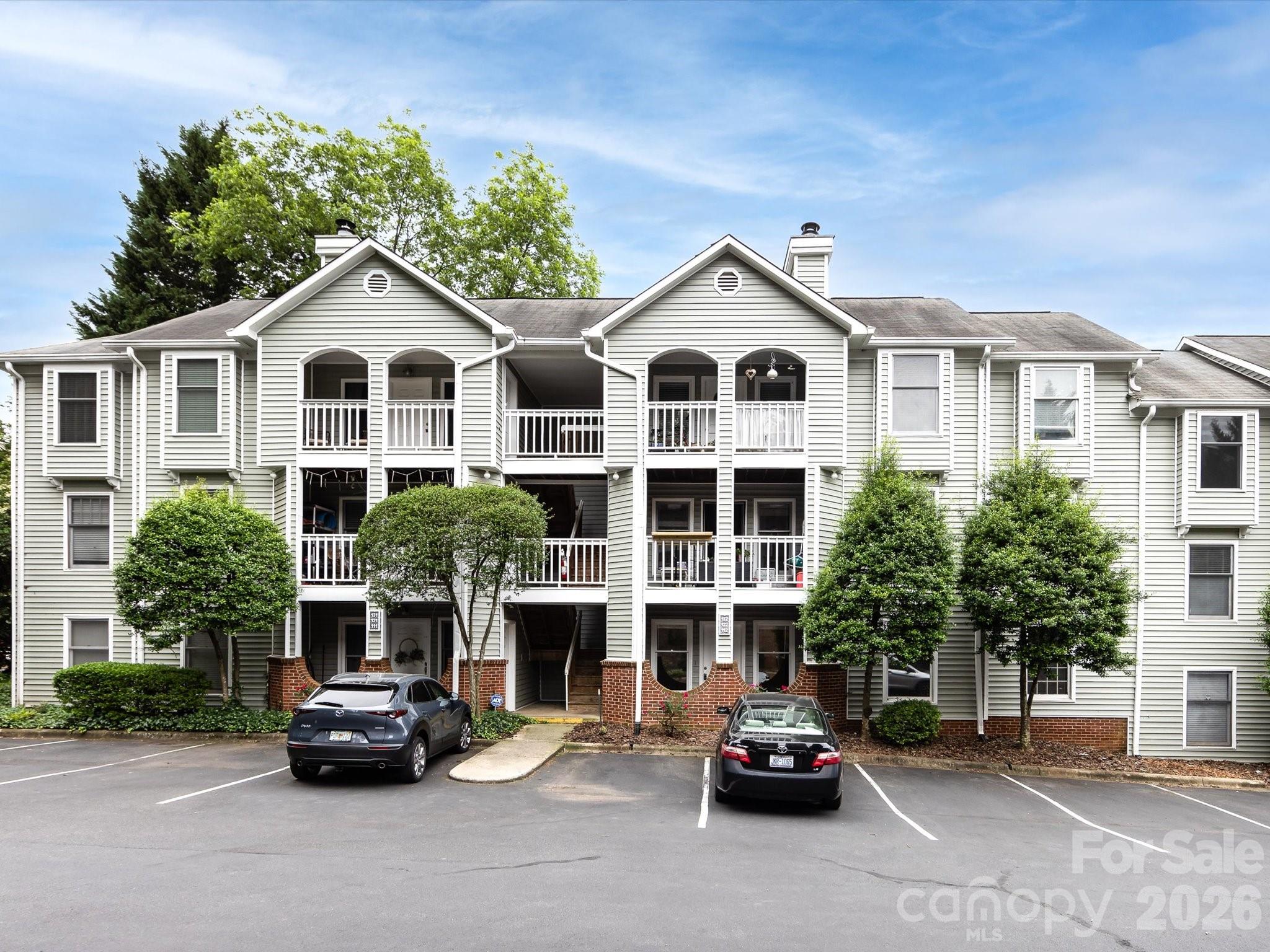 430 Queens Road Unit 221, Charlotte NC 28207