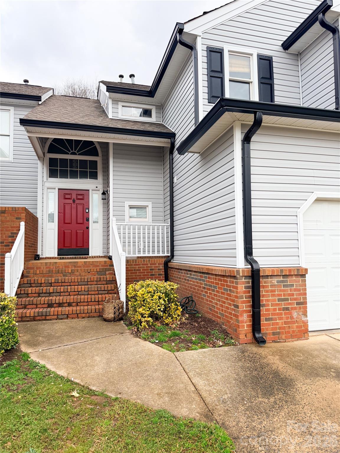 8729 Fox Chase Lane, Charlotte NC 28269