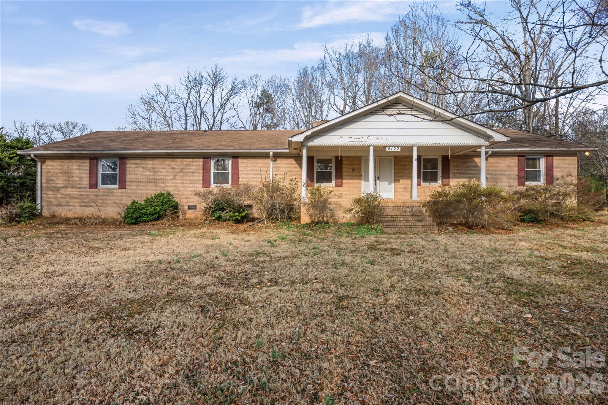 8122 Knollwood Circle, Charlotte NC 28213