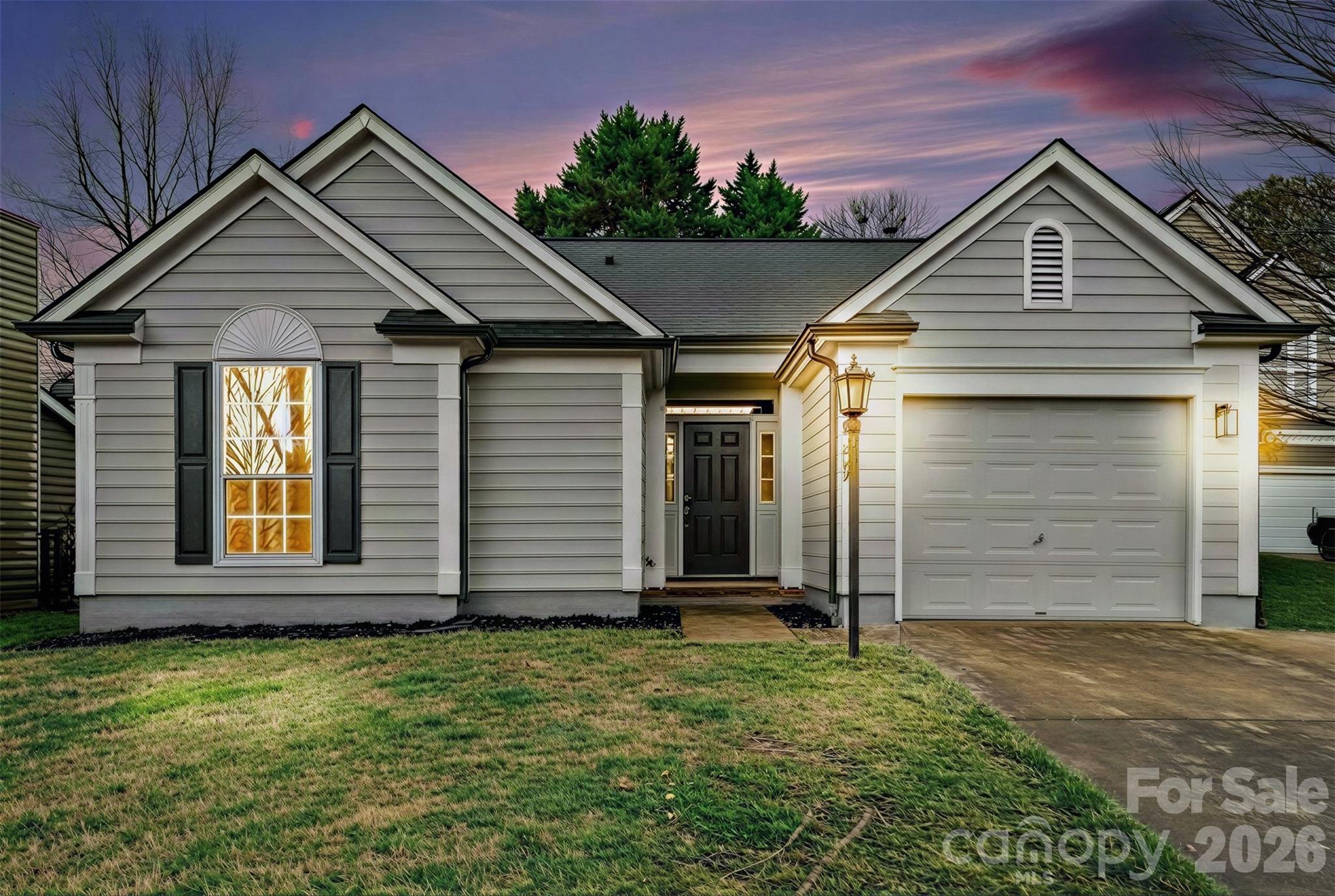 10327 Creswell Court, Charlotte NC 28215