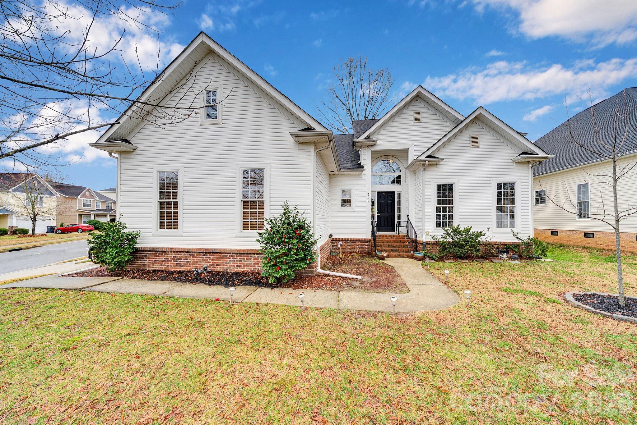 9319 Arbor Creek Drive, Charlotte NC 28269
