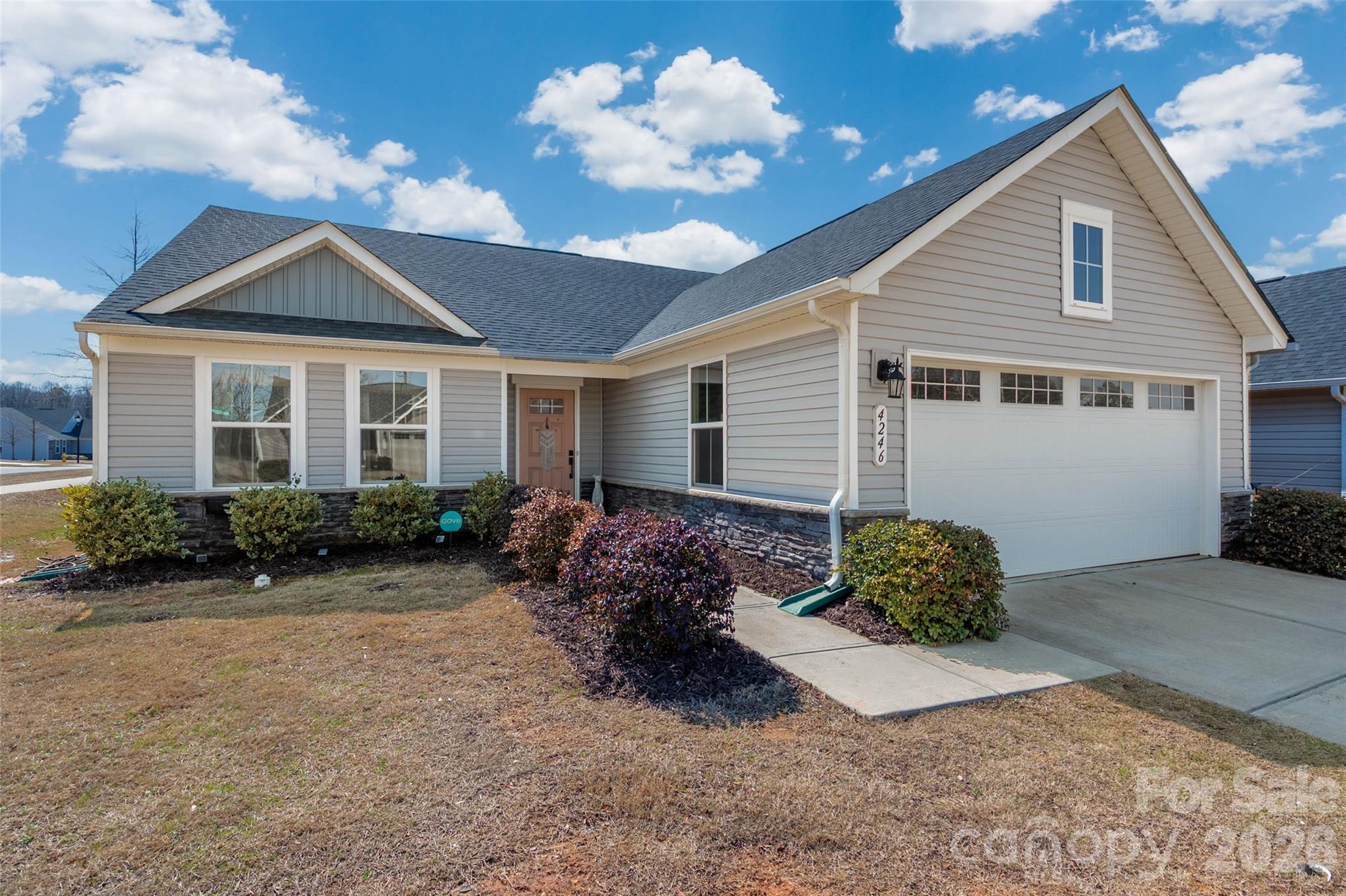 4246 Mackinnon Drive, Charlotte NC 28214