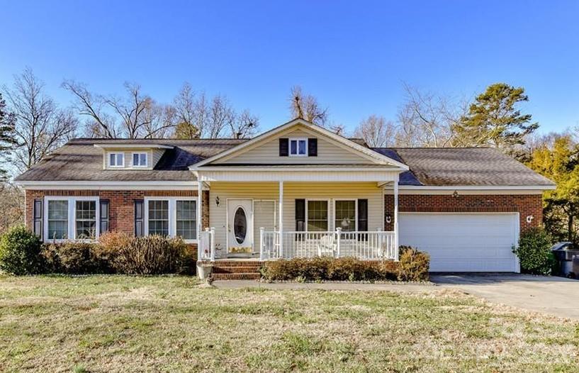 6228 Vernedale Road, Charlotte NC 28212