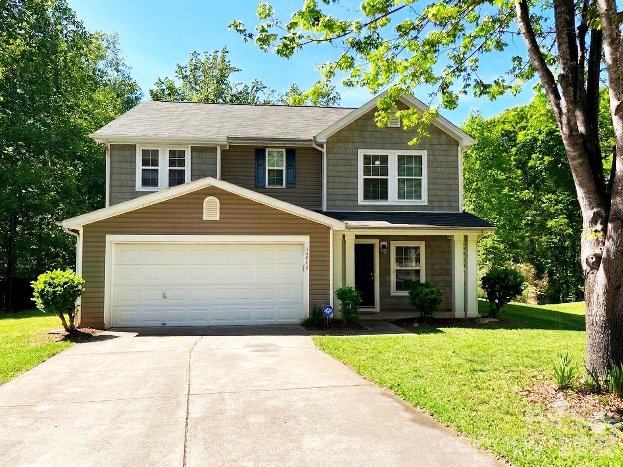 14043 Pinyon Pine Lane, Charlotte NC 28215