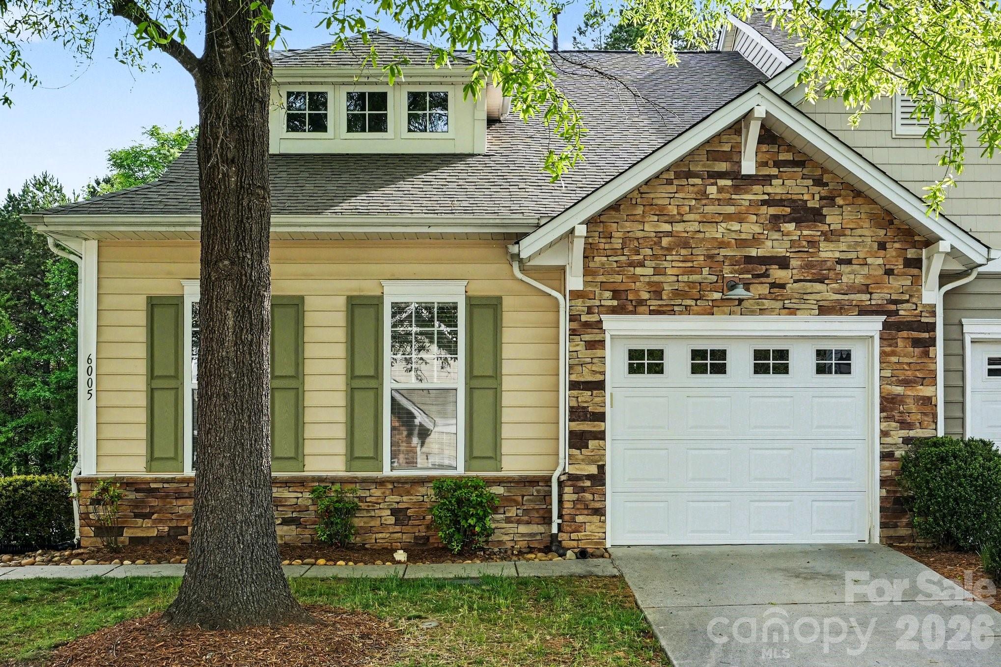 6005 Pale Moss Lane, Charlotte NC 28269
