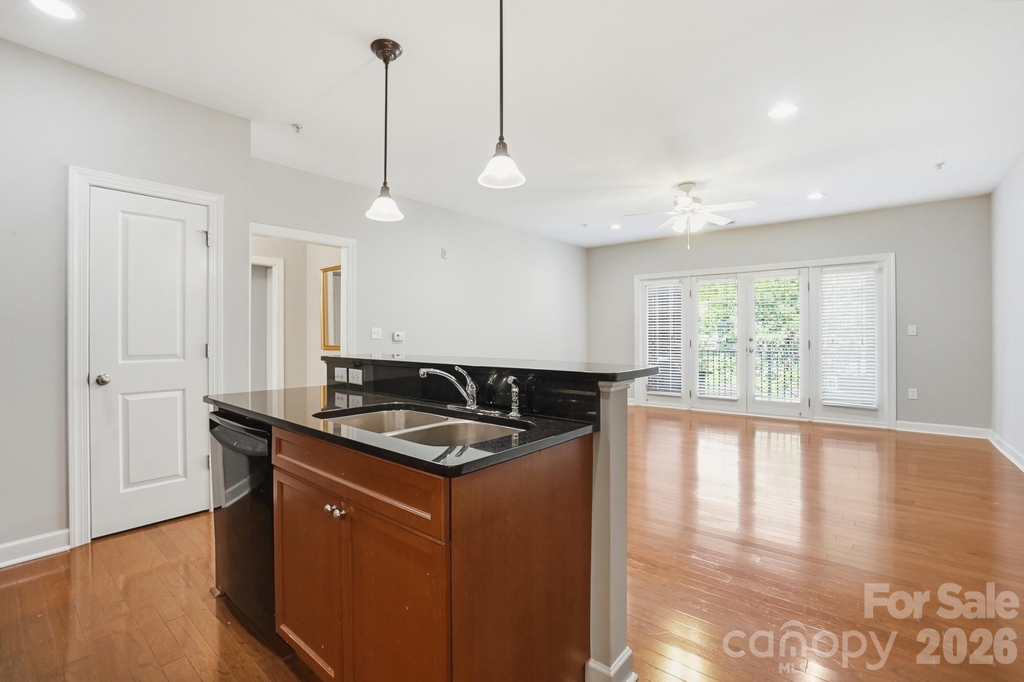 1829 Kenilworth Avenue Unit 204, Charlotte NC 28203