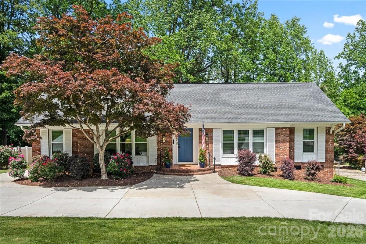 3741 Riverbend Road, Charlotte NC 28210