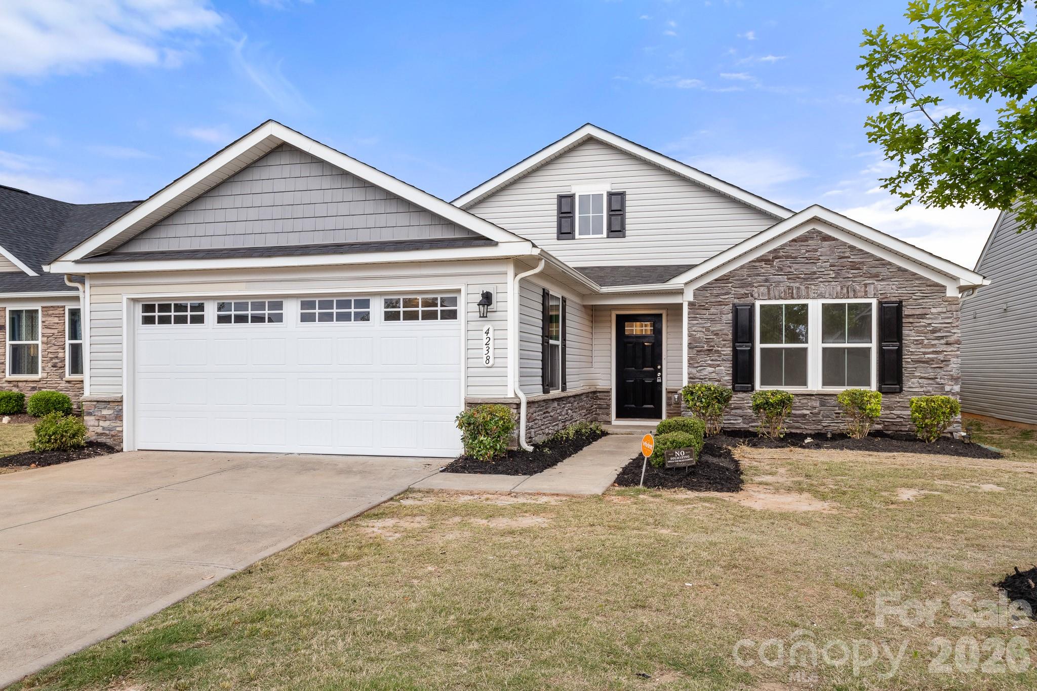 4238 Mackinnon Drive, Charlotte NC 28214