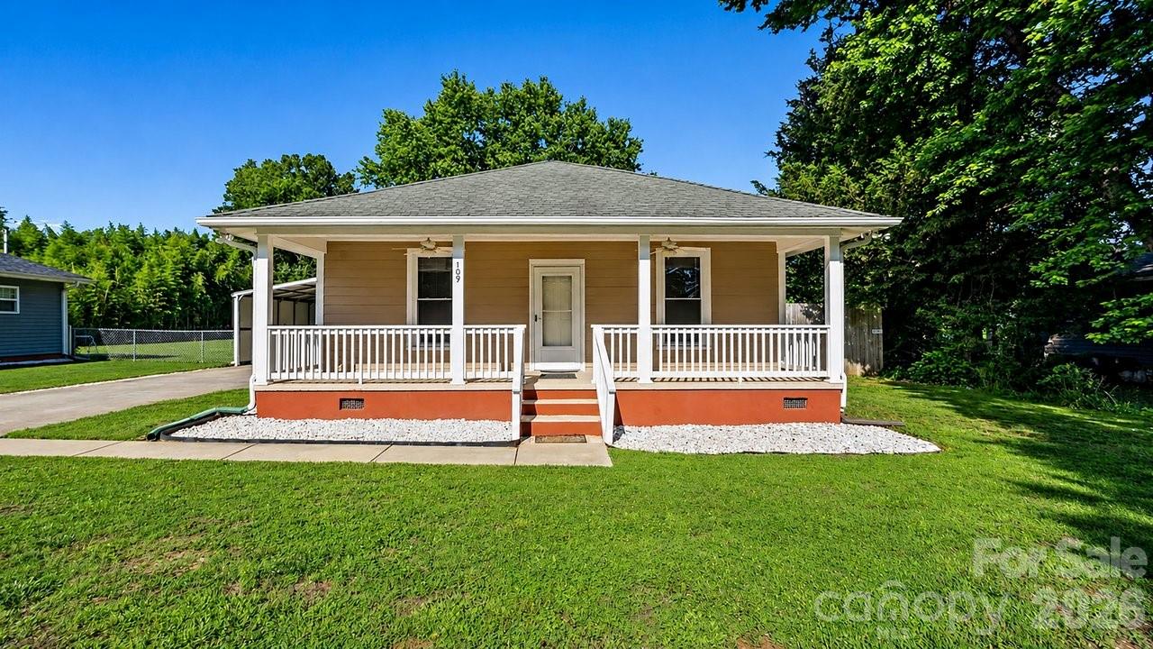 109 Globe Street, Mount Holly NC 28120