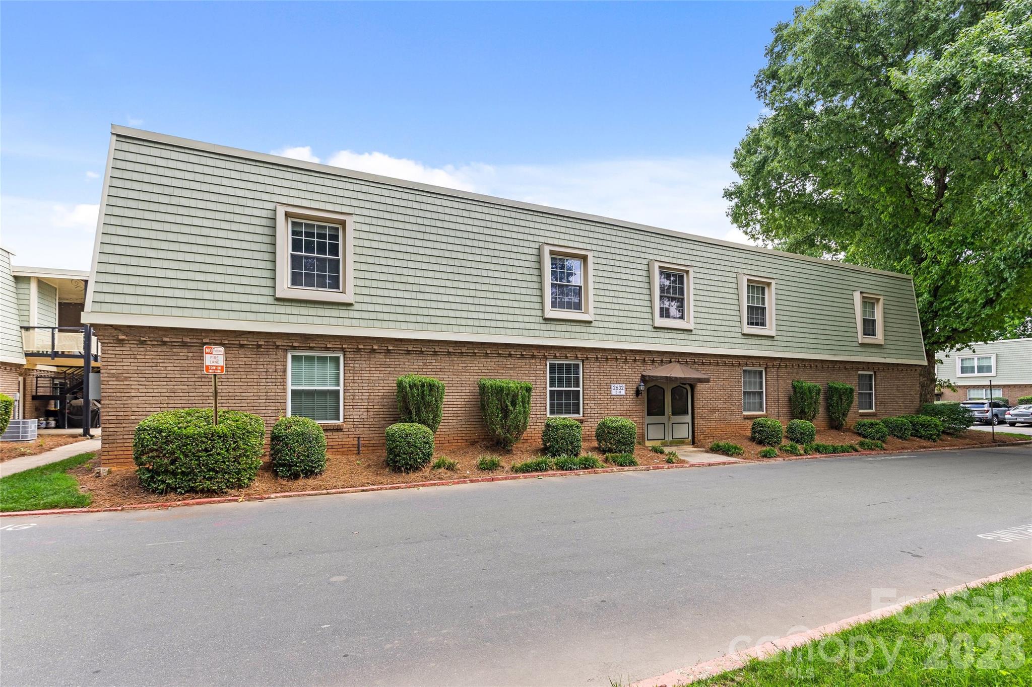 2632 Park Road Unit H, Charlotte NC 28209