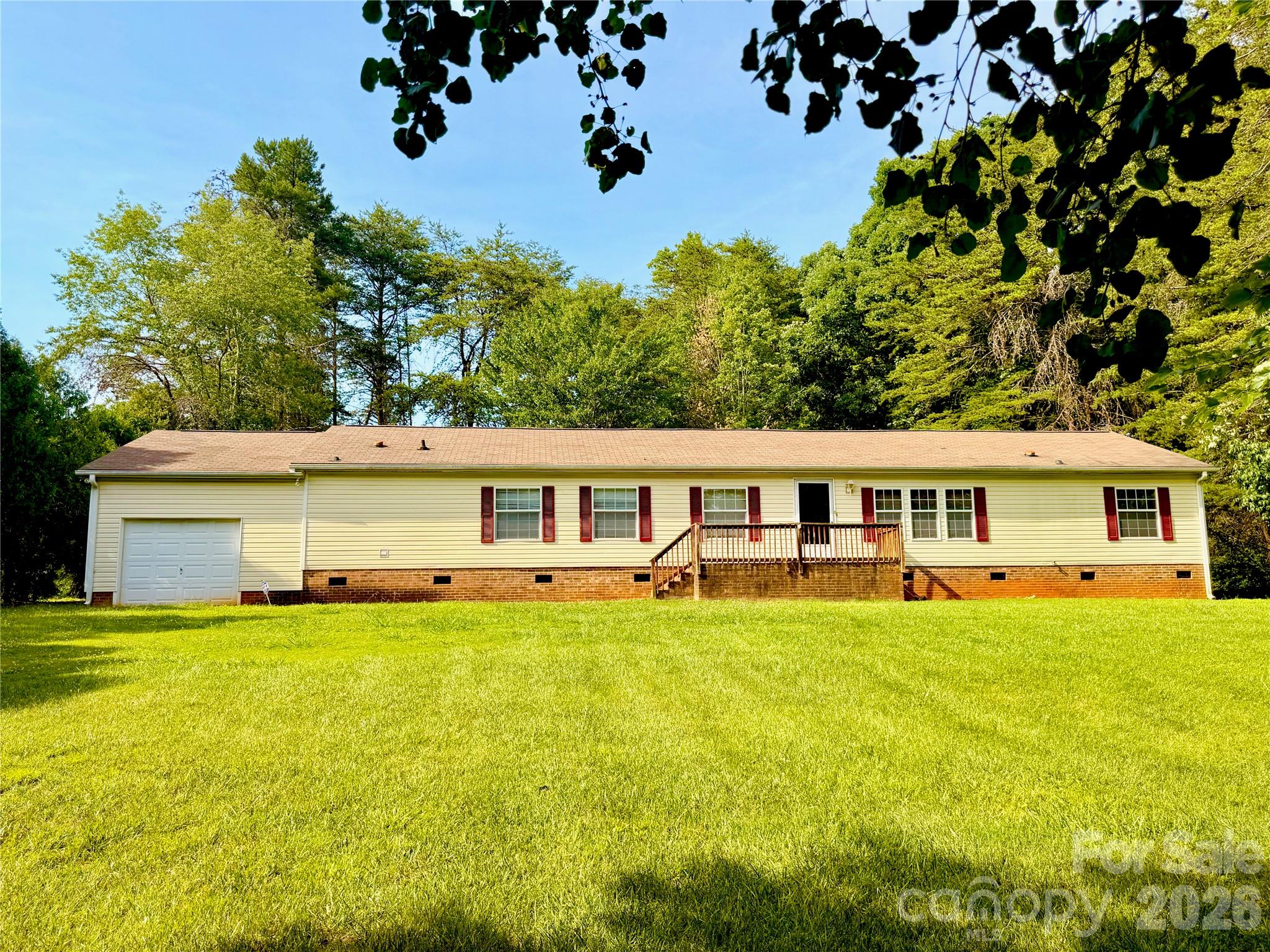 1668 Lane Road, Mount Holly NC 28120