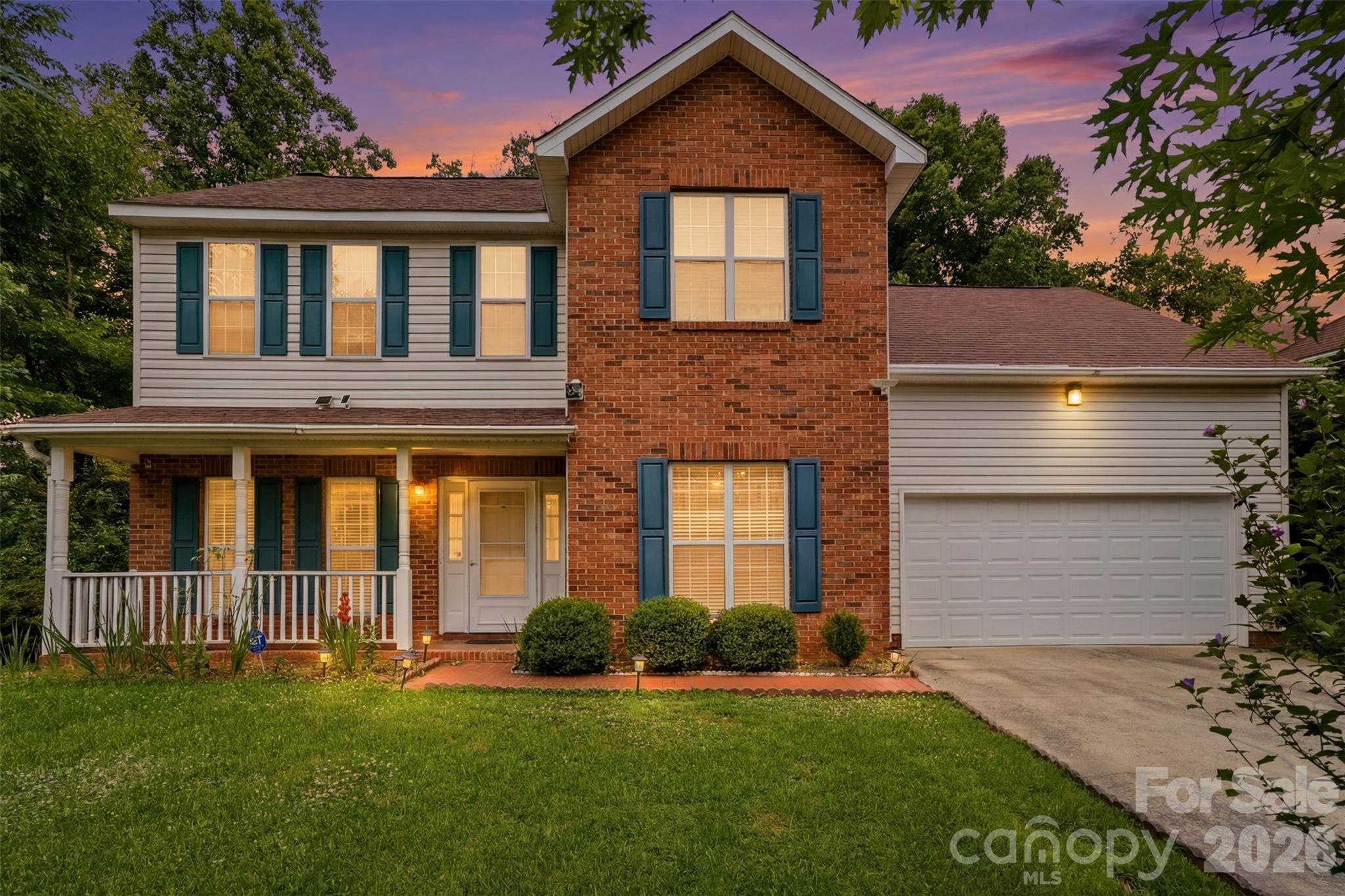 5619 Hedgecrest Place, Charlotte NC 28269