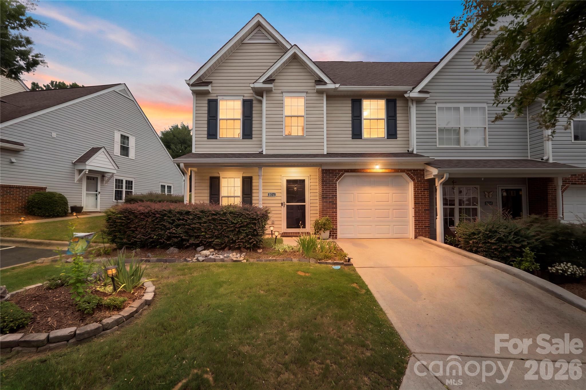 806 Rock Lake Glen, Fort Mill SC 29715
